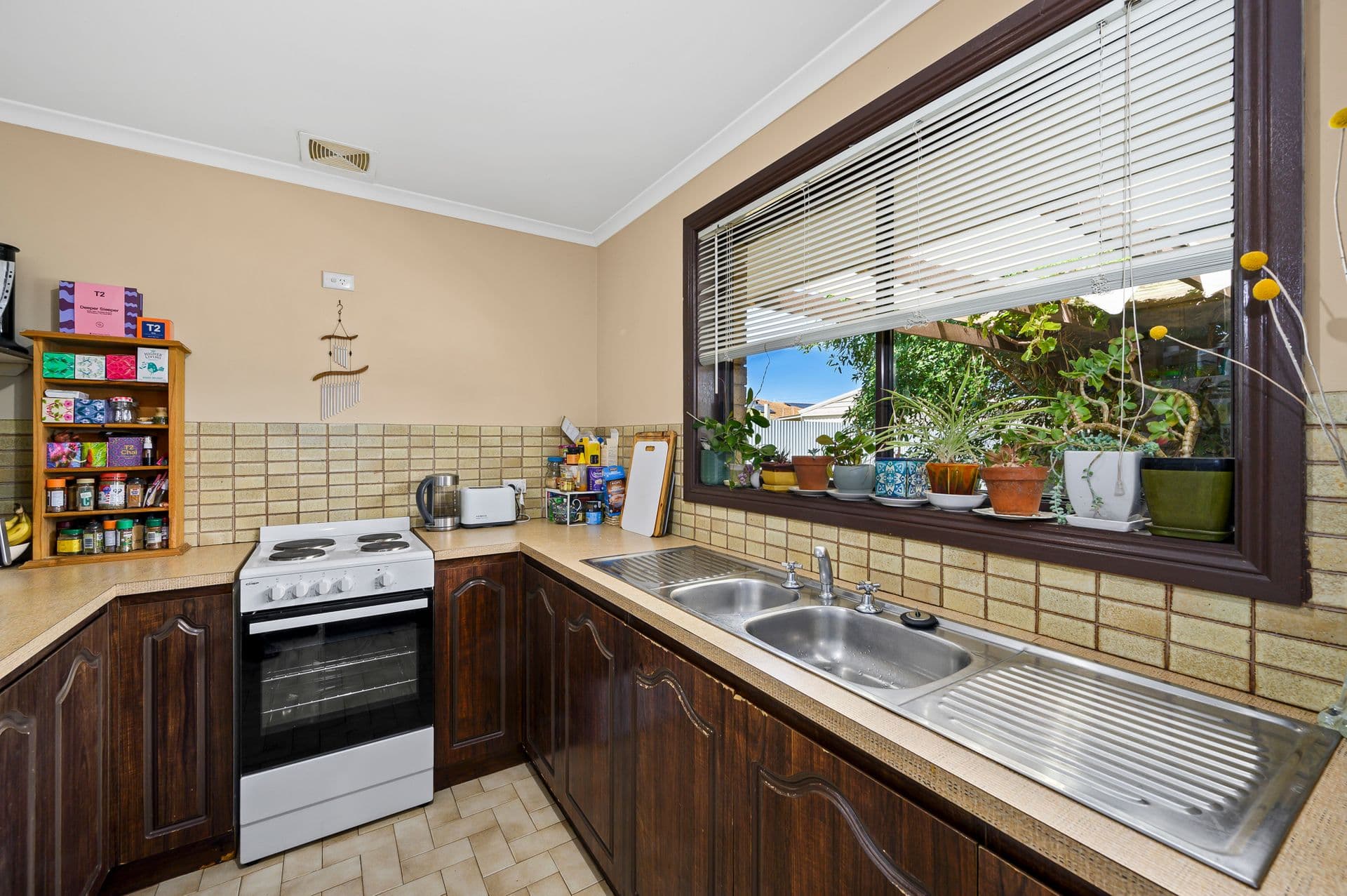 6 Humphrys Road, Aldinga Beach, SA, 5173, Aldinga Beach - Thumbnail 4