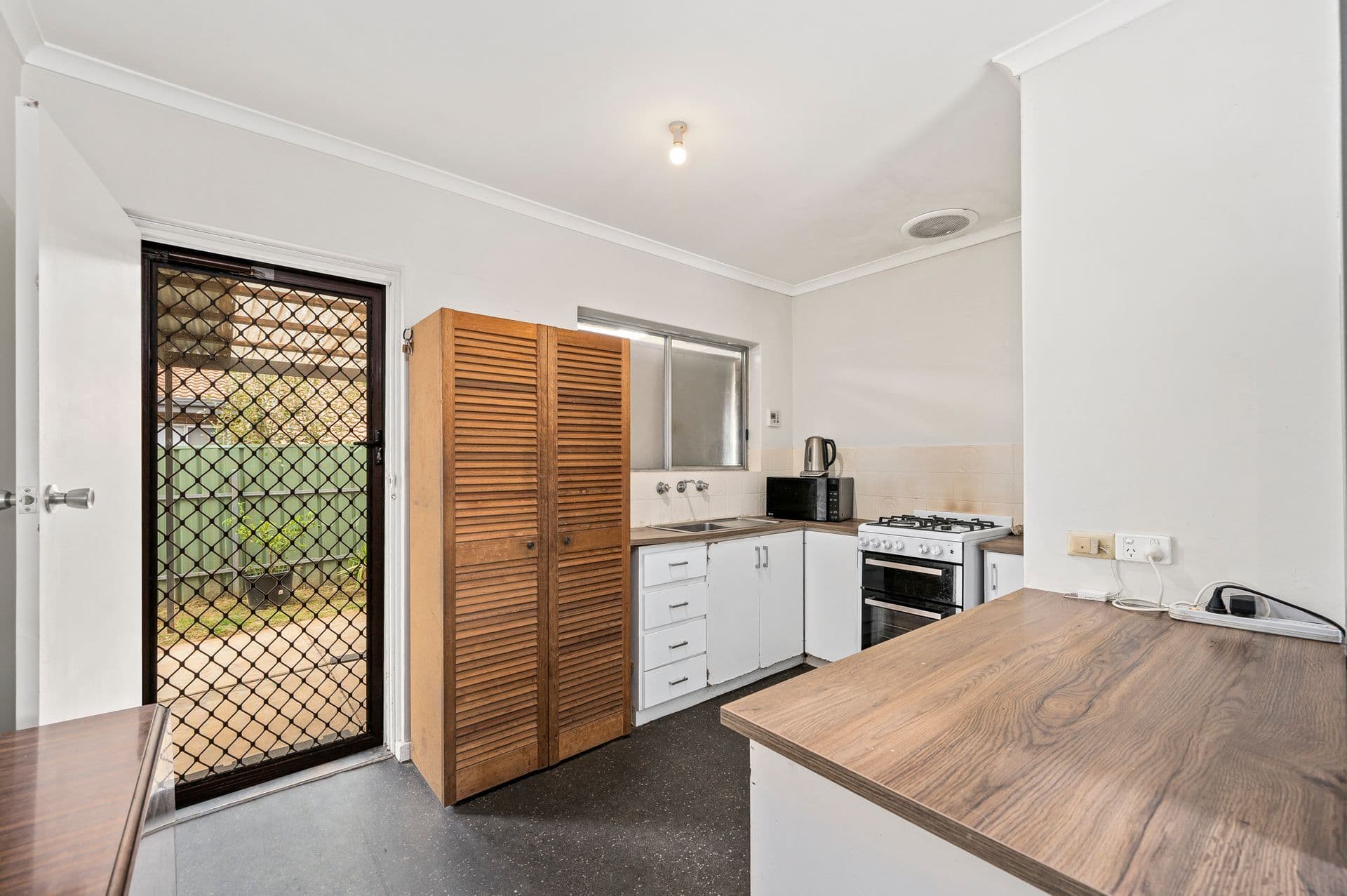 2 Alveston Avenue, Huntfield Heights, SA, 5163, Huntfield Heights - Thumbnail 3