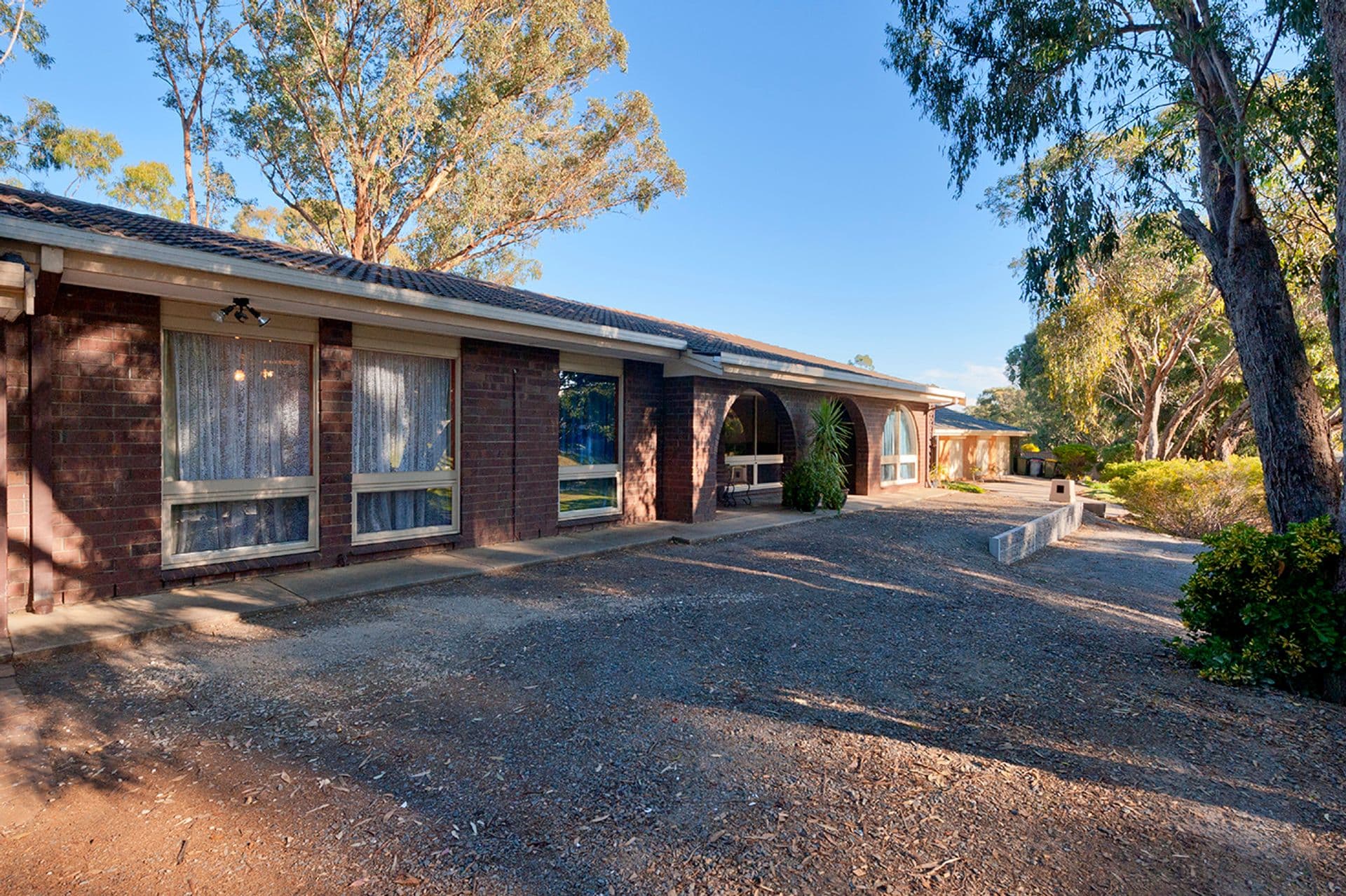62 Manning Rd, Aberfoyle Park, SA, 5159, Aberfoyle Park - Thumbnail 2