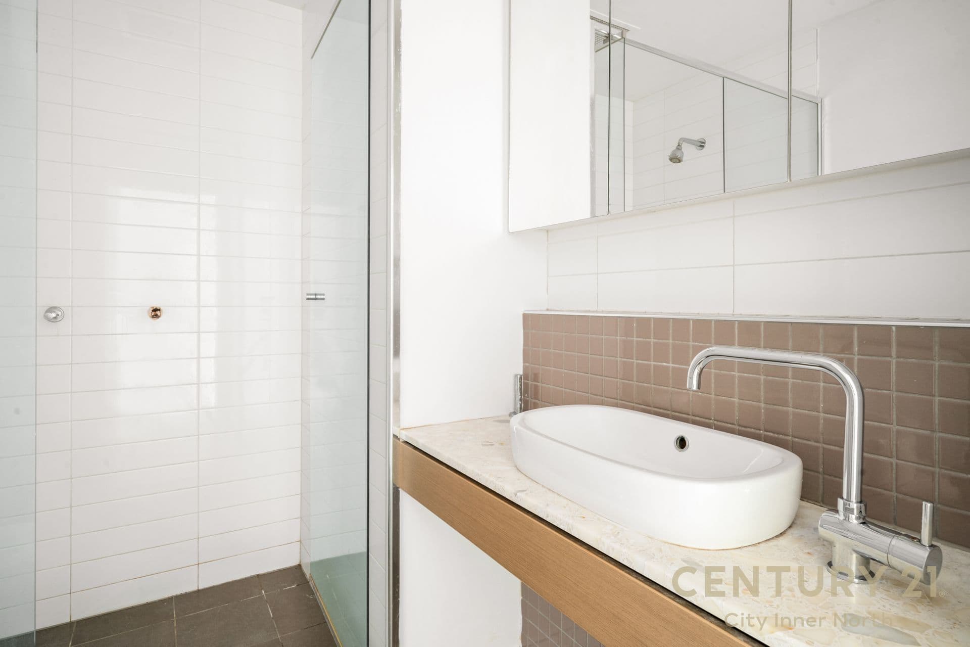 305/2-6 Pilla Avenue, New Port - Thumbnail 8