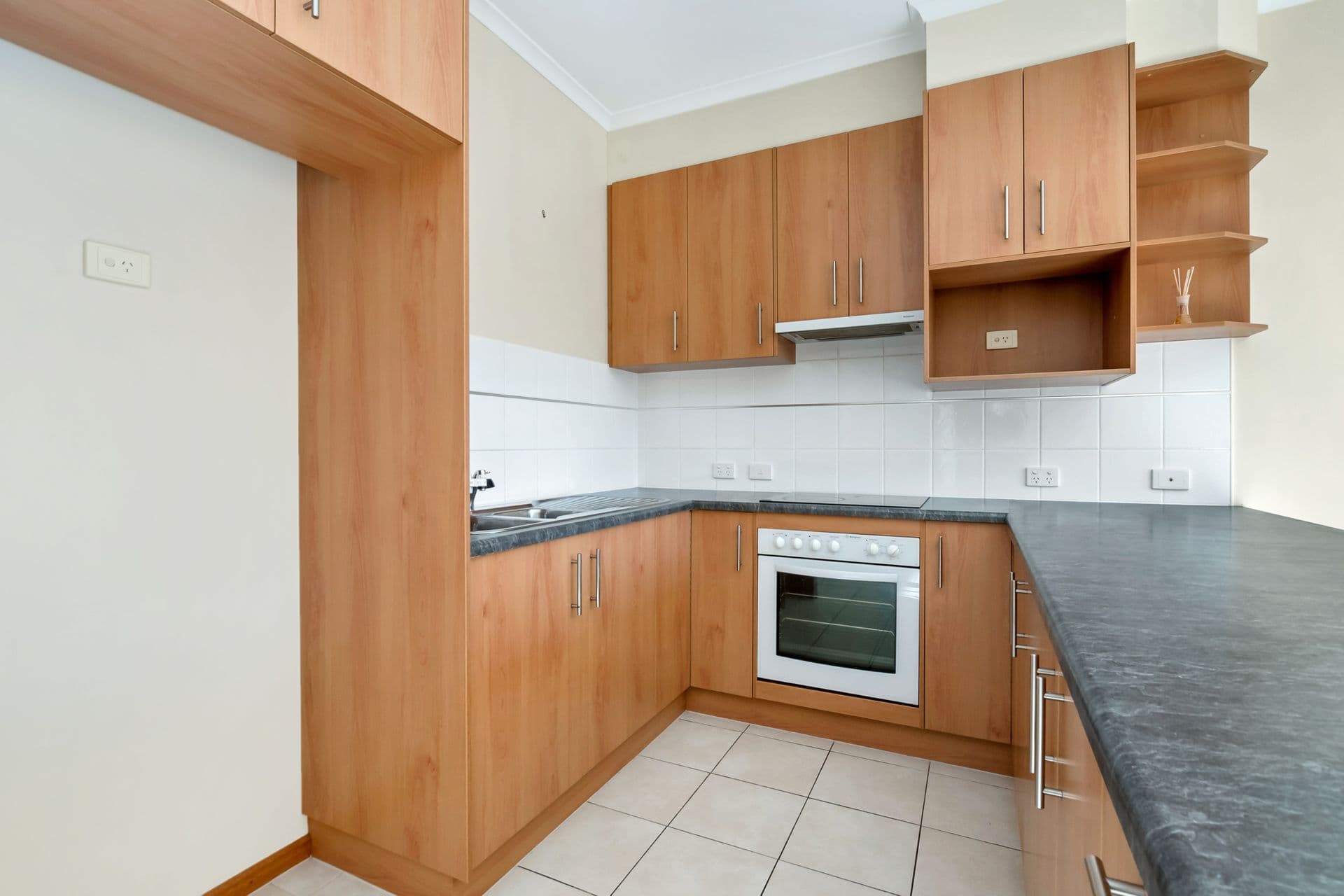 1/2 Mildura Court, Hope Valley, SA, 5090, Hope Valley - Thumbnail 3