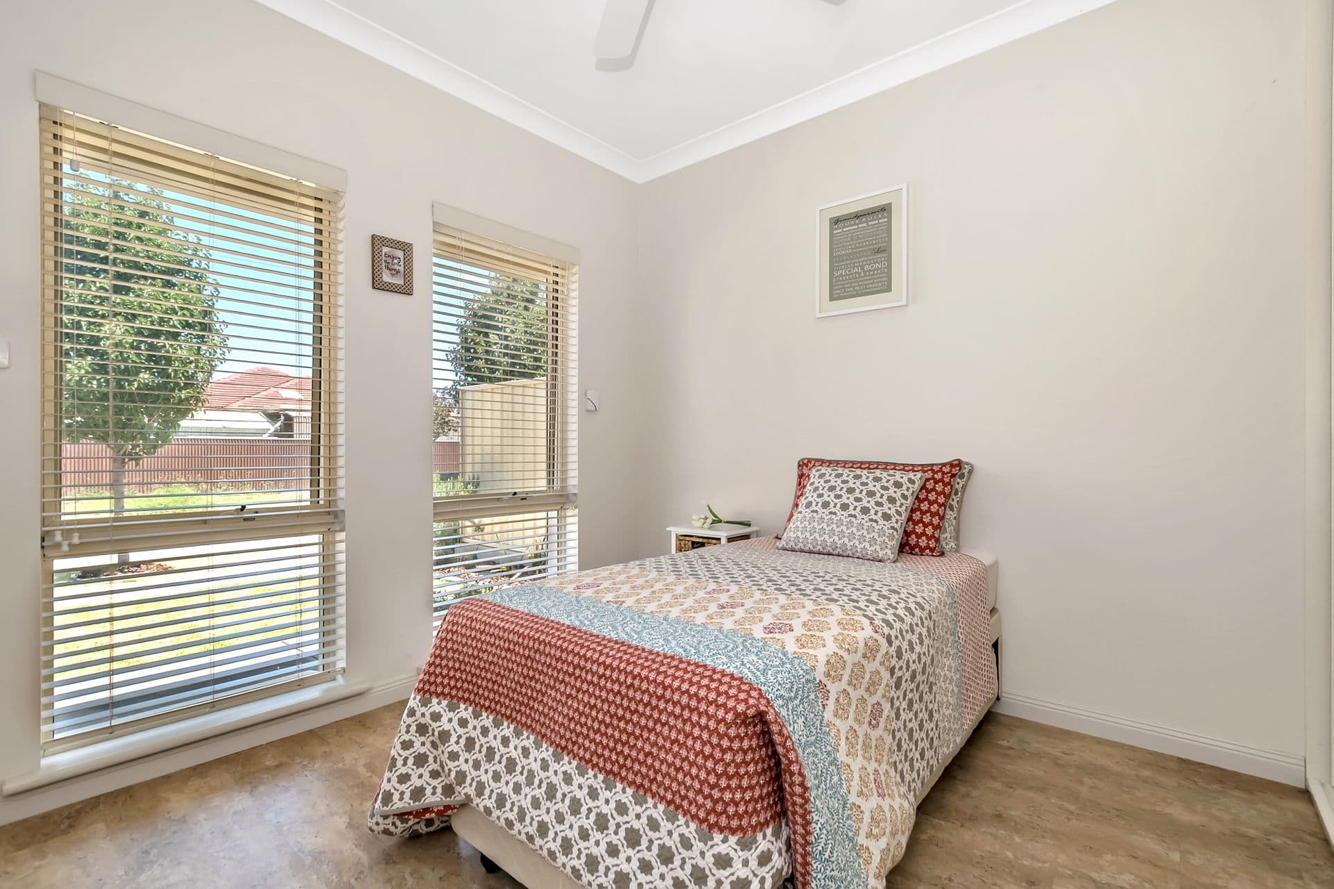 8 Thistle Avenue, Flinders Park, SA, 5025, Flinders Park - Thumbnail 2
