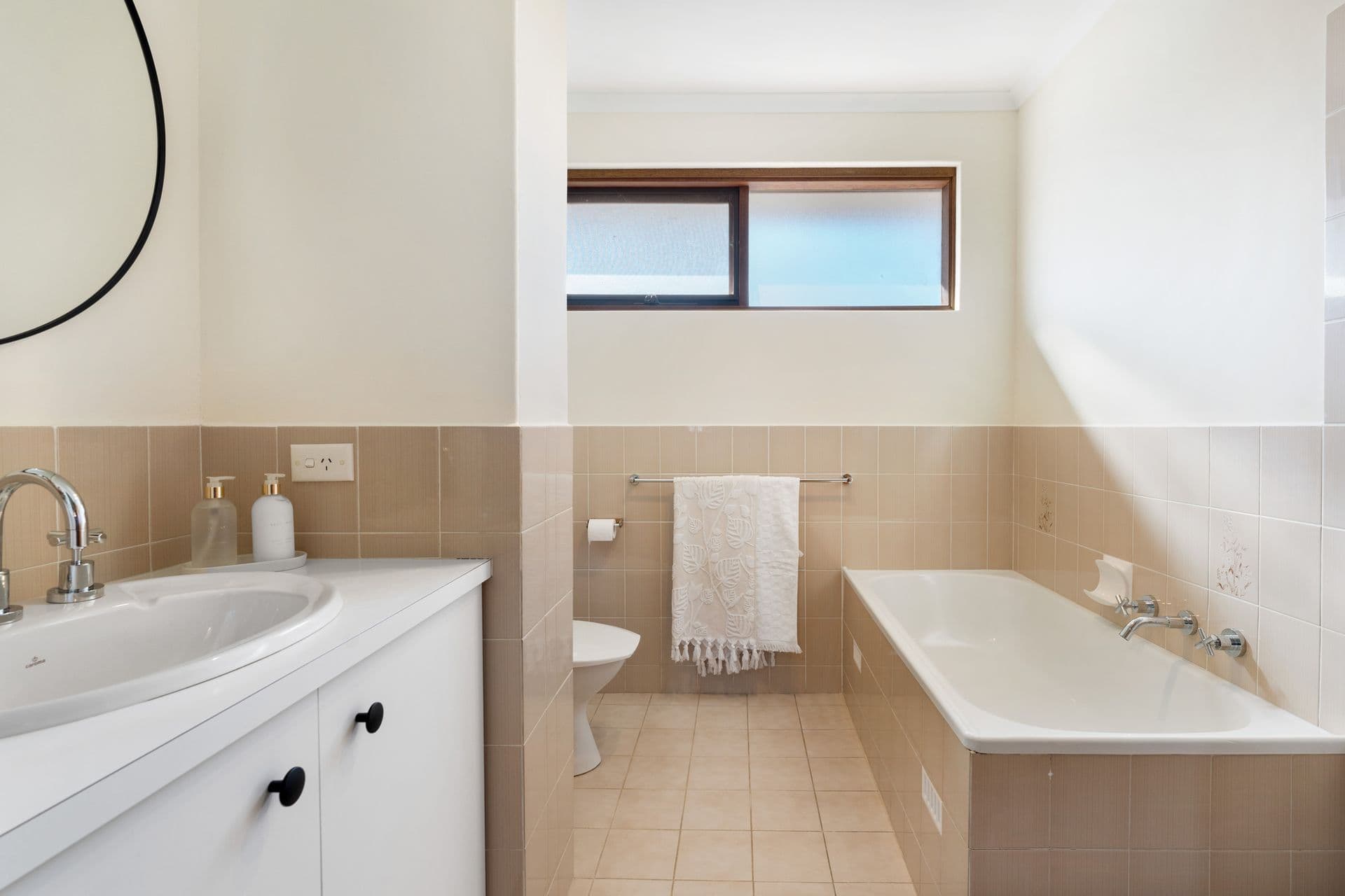 2/45 Russell Street, Glenelg North, SA, 5045, Glenelg North - Thumbnail 4