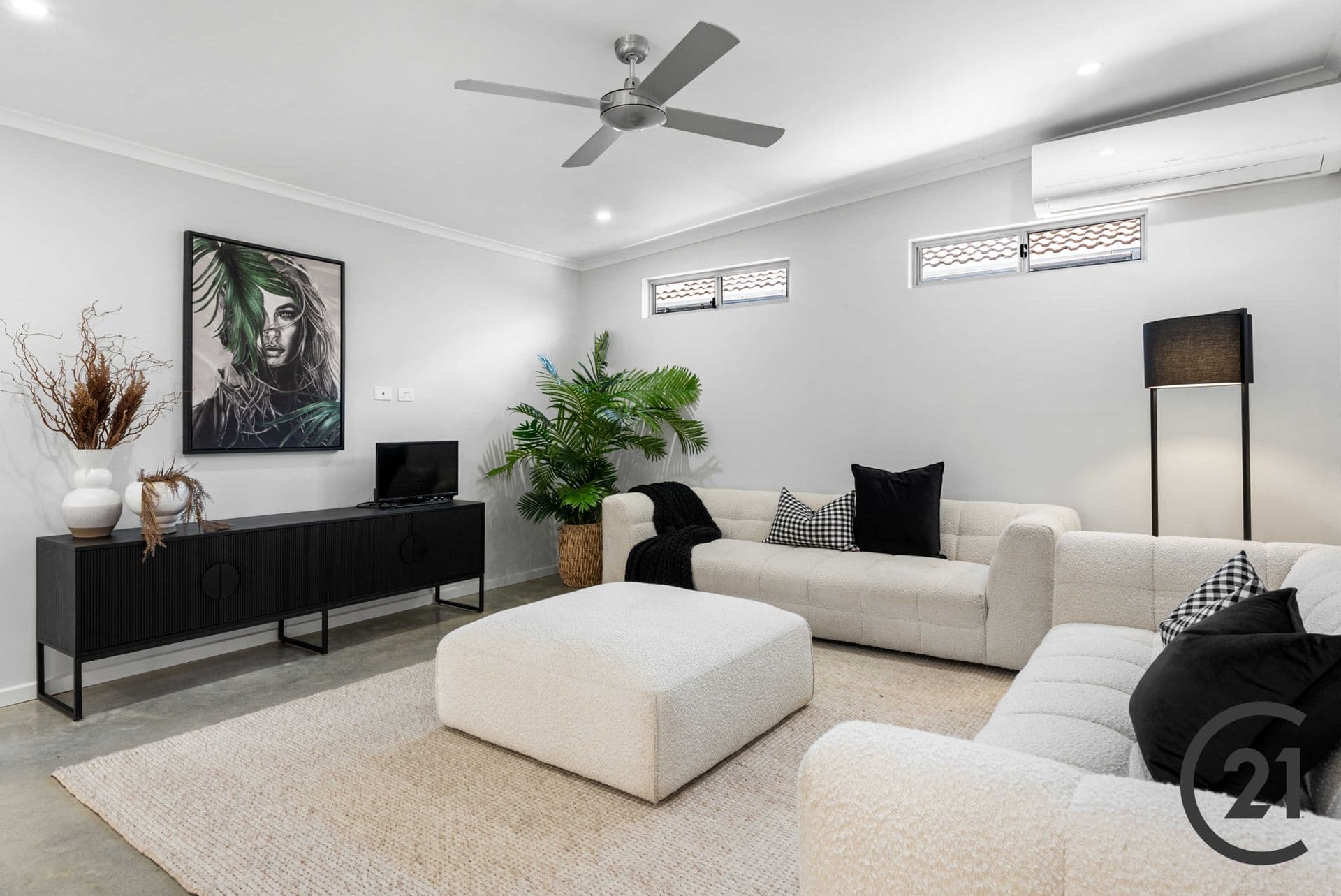 2/11 CEDAR Court, BURLEIGH HEADS QLD 4220, Largs North - Thumbnail 8