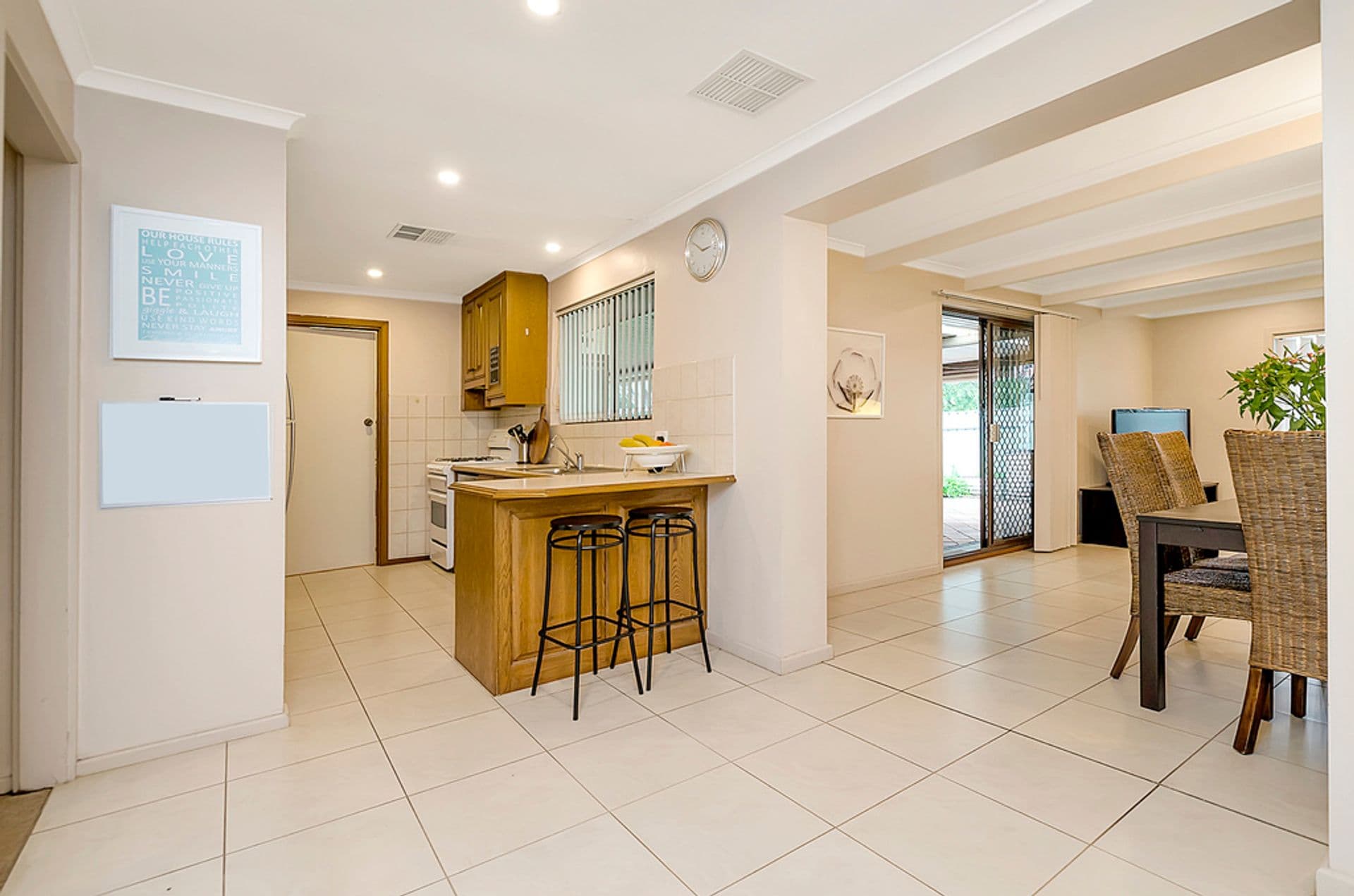 20 Sharlene Court, Athelstone, SA, 5076, Athelstone - Thumbnail 2