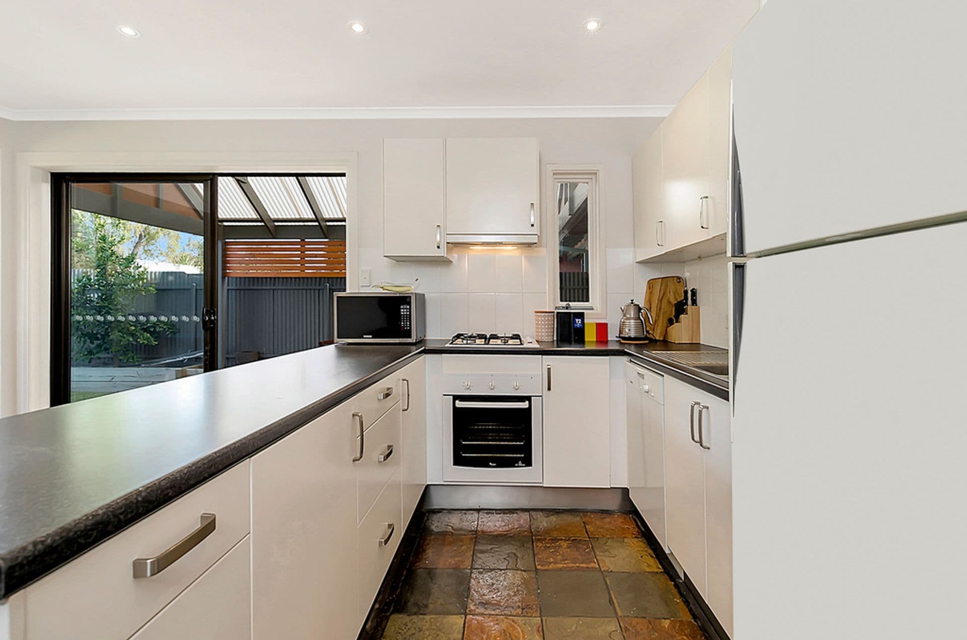 12 Kingfisher Drive, Semaphore Park, SA, 5019, Semaphore Park - Thumbnail 4
