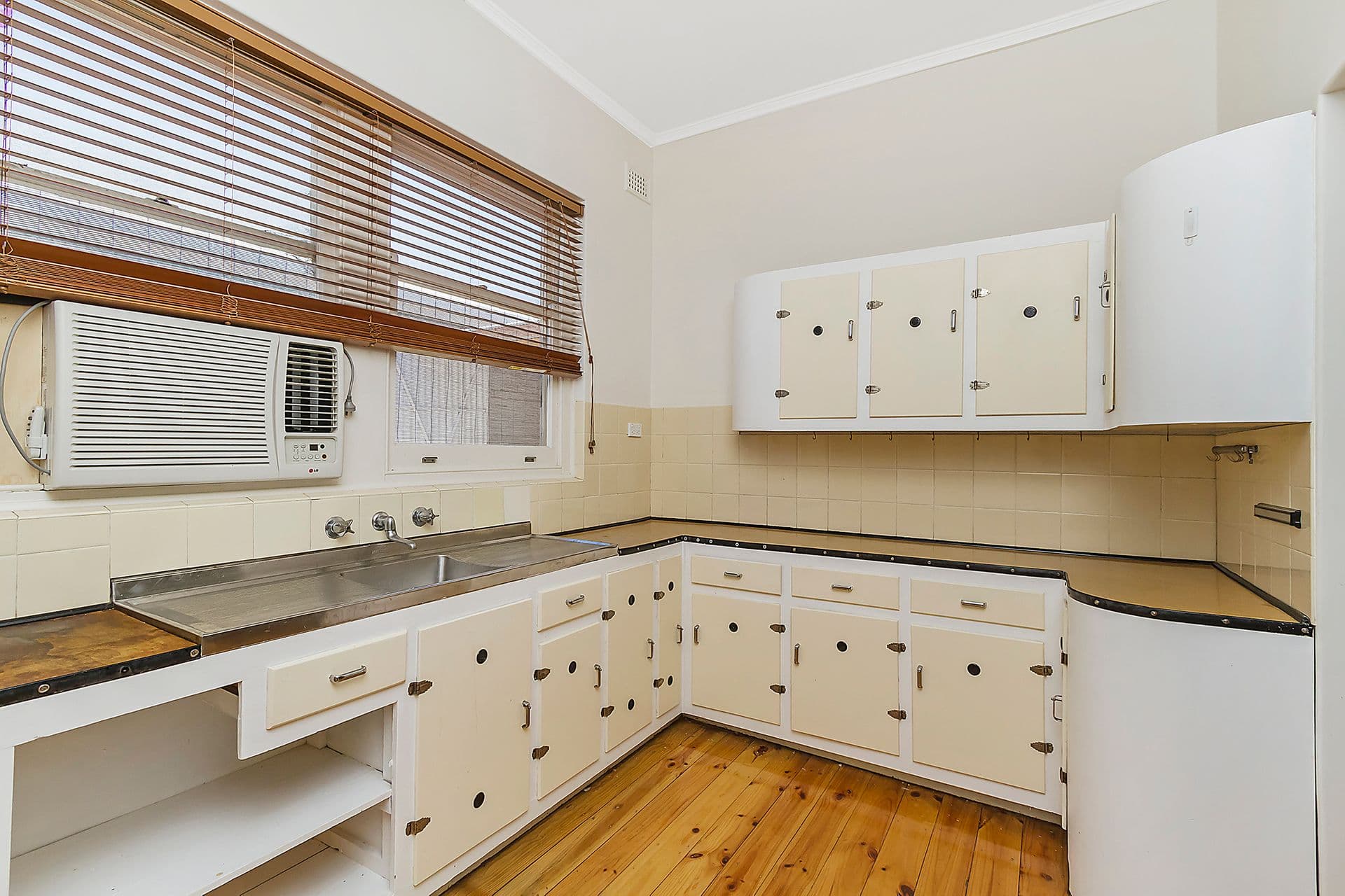 33 Balranald Avenue, Largs Bay, SA, 5016, Largs Bay - Thumbnail 5