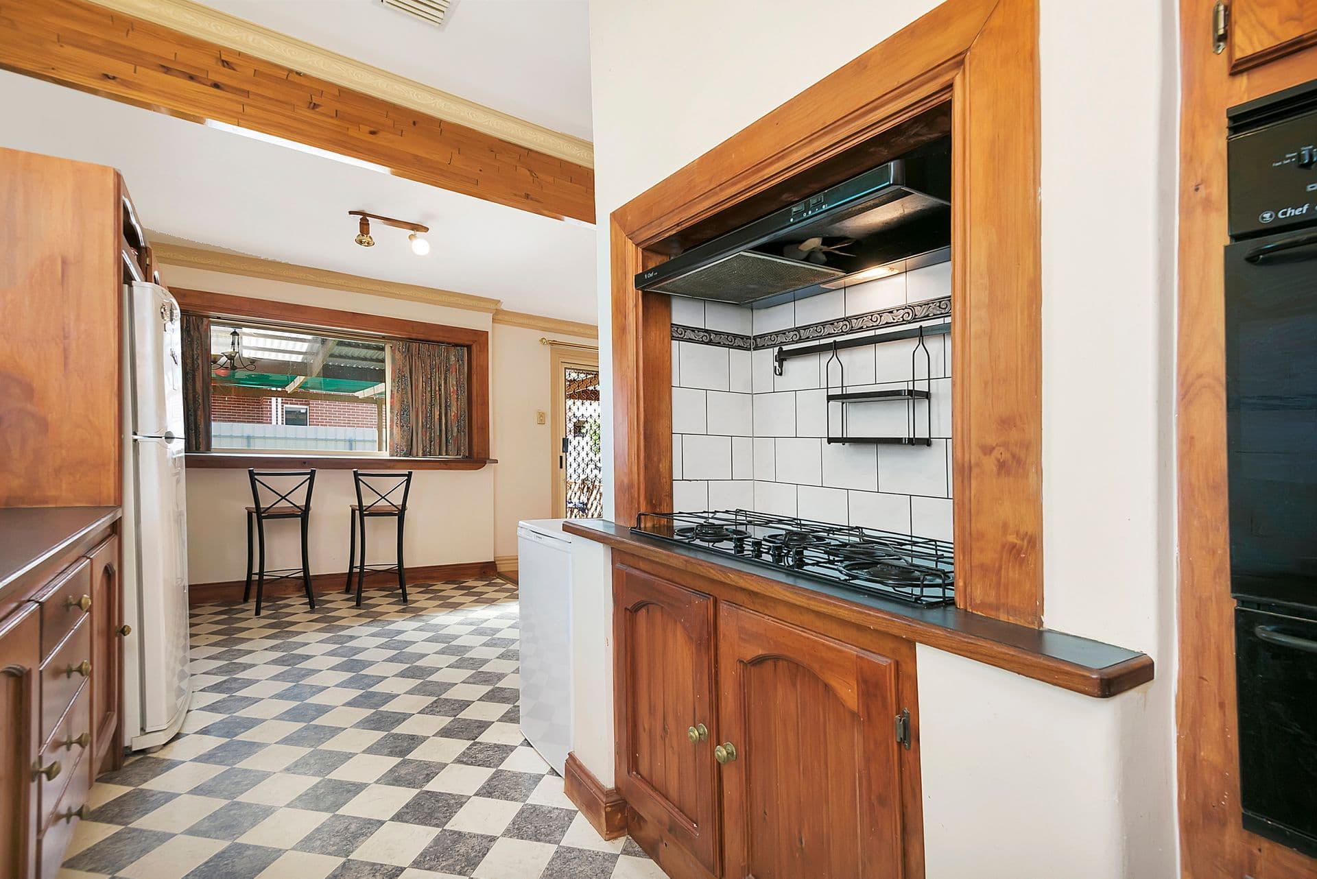 72 Mead Street, Birkenhead, SA, 5015, Birkenhead - Image 1