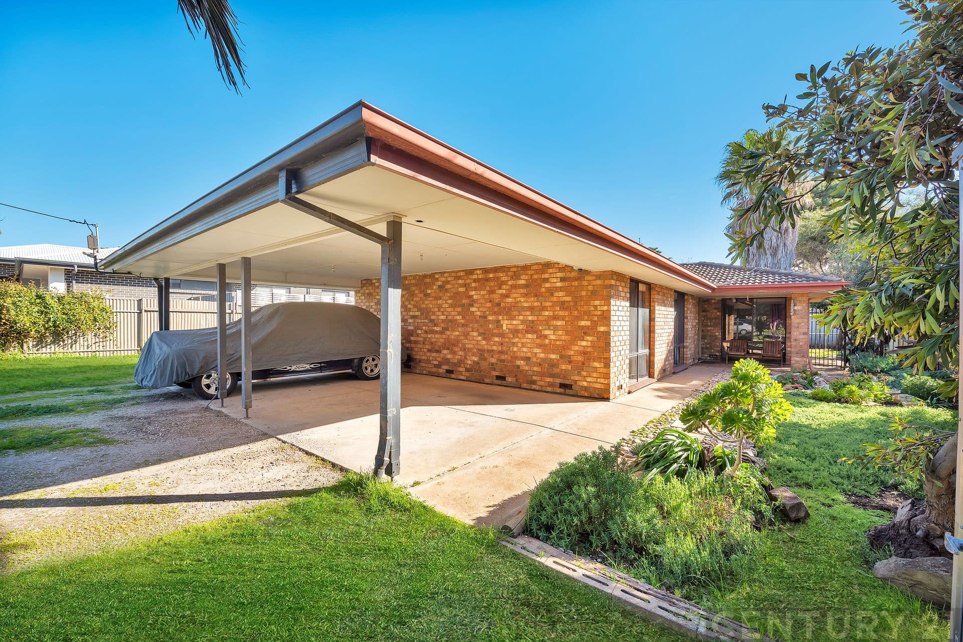 4 Whinnerah Avenue, Aldinga Beach, SA, 5173, Aldinga Beach - Thumbnail 2