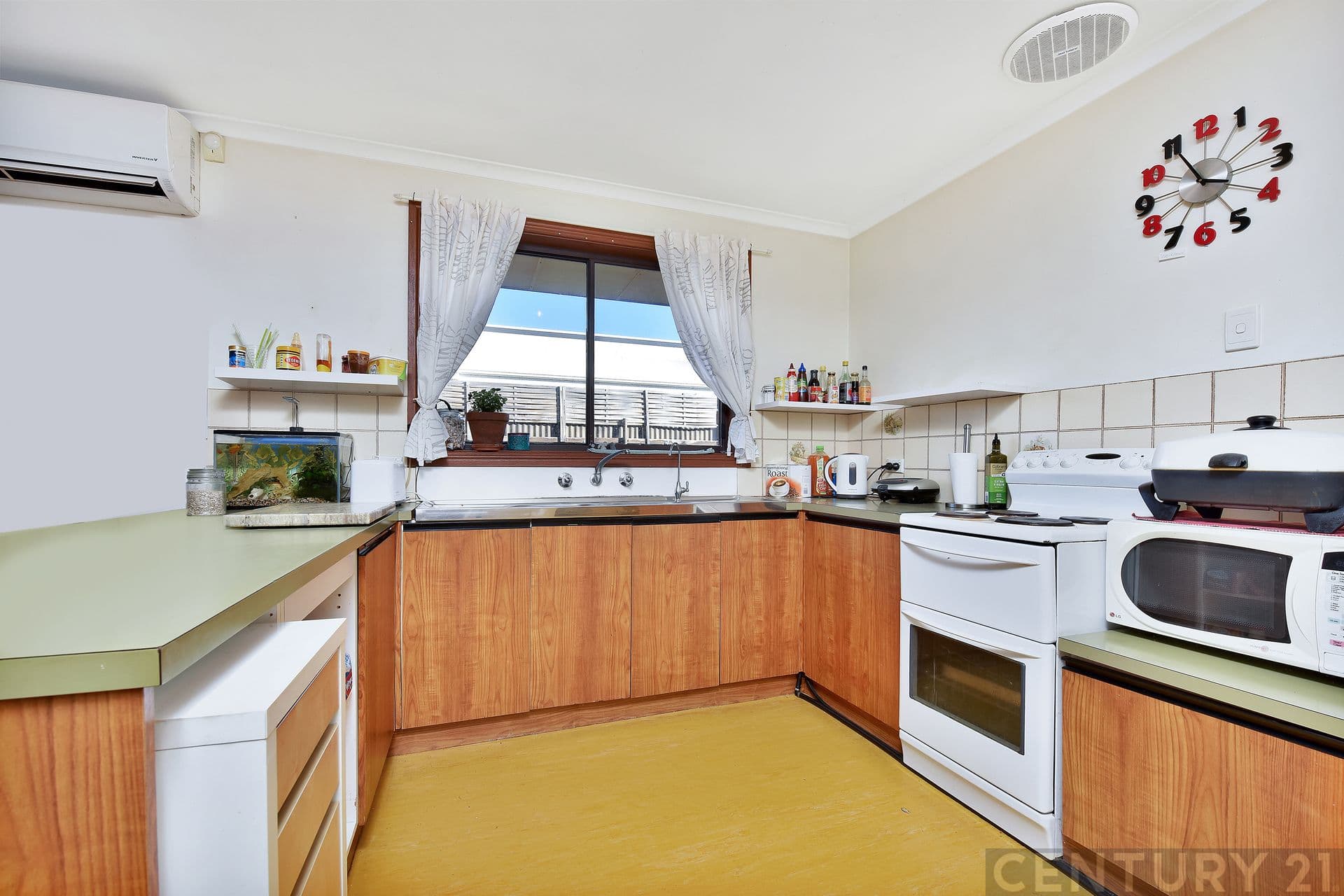 4 Whinnerah Avenue, Aldinga Beach, SA, 5173, Aldinga Beach - Thumbnail 4