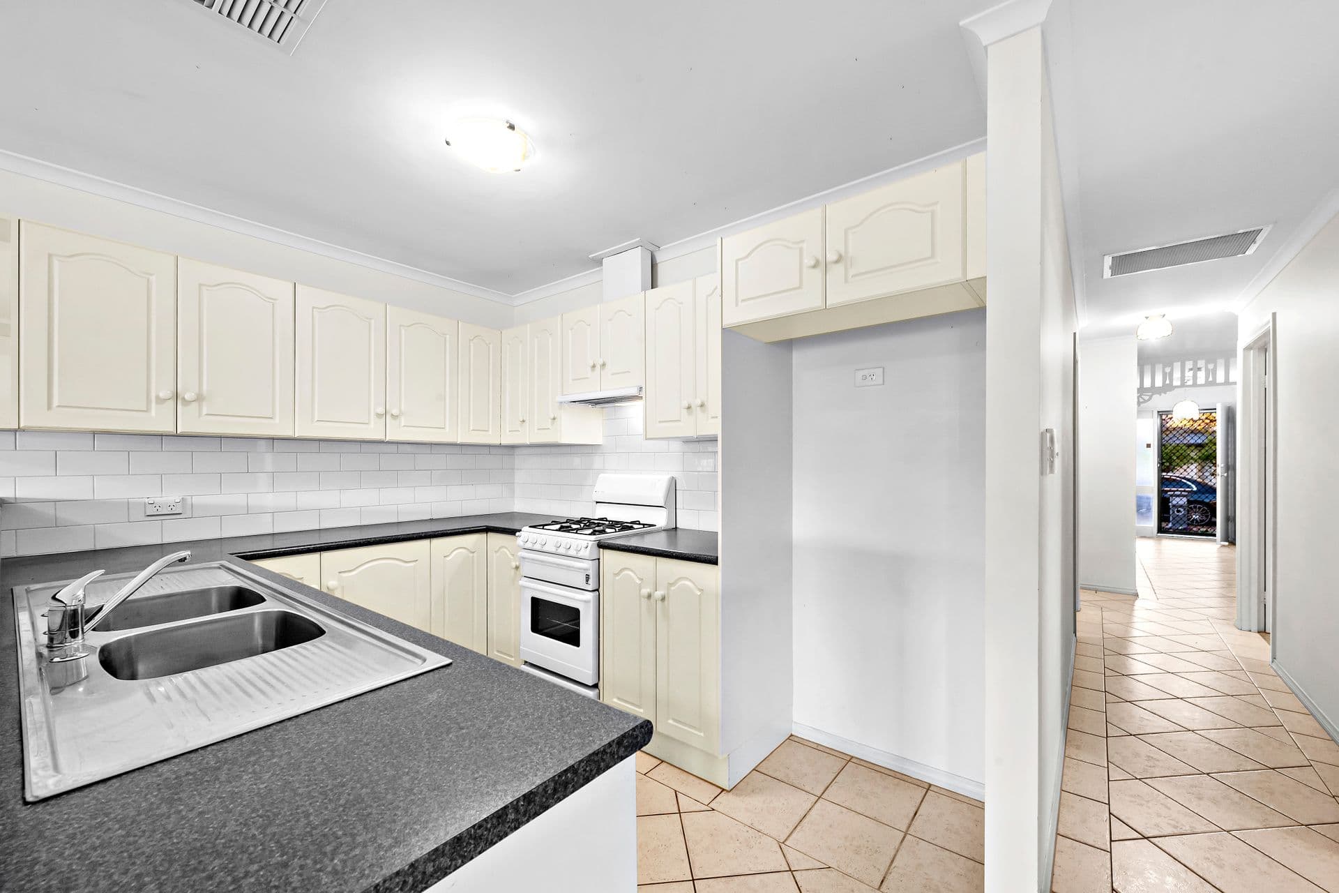 7 Formby Crescent, Port Adelaide, SA, 5015, Port Adelaide - Thumbnail 7