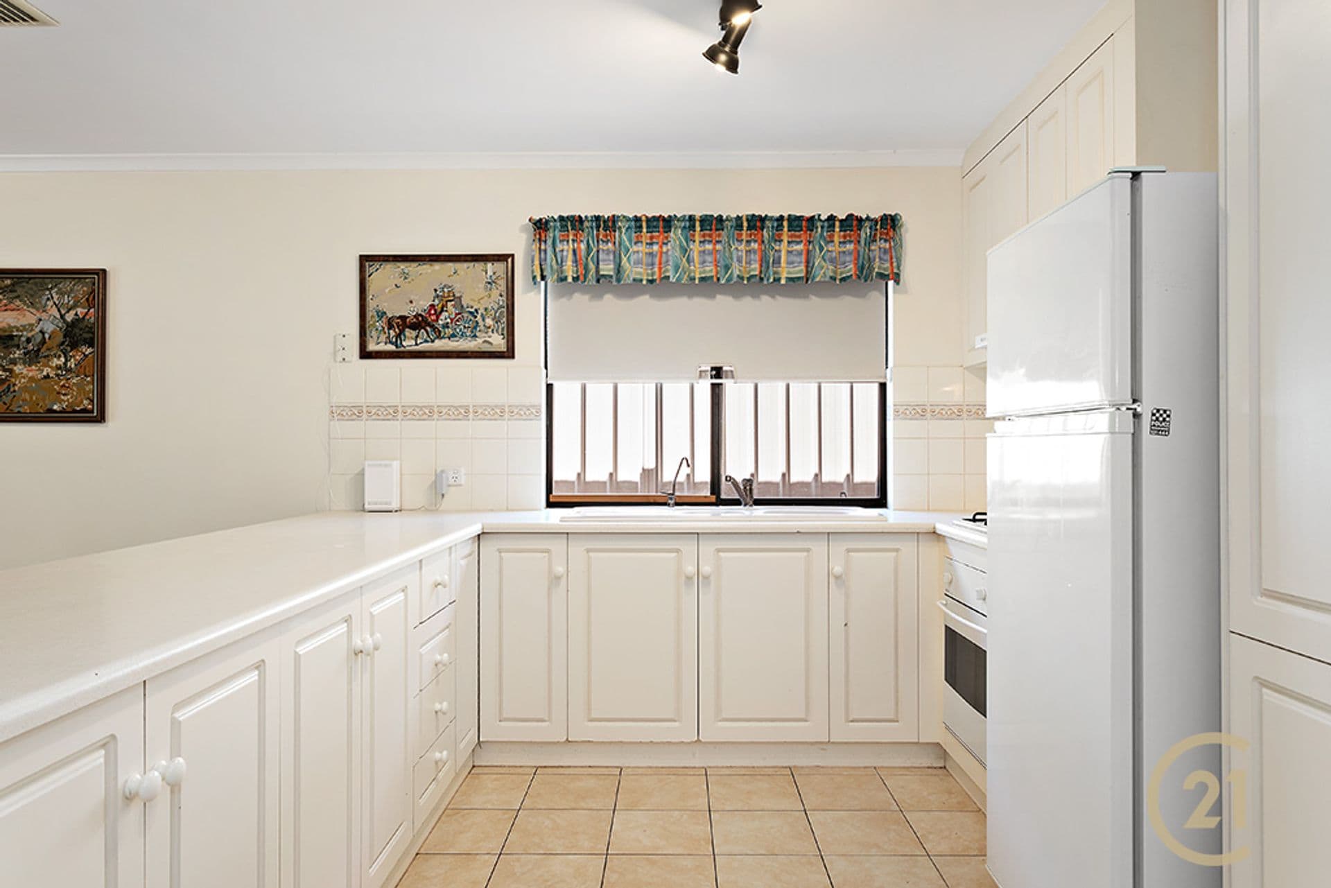 8 Formby Crescent, Port Adelaide, SA, 5015, Port Adelaide - Thumbnail 2