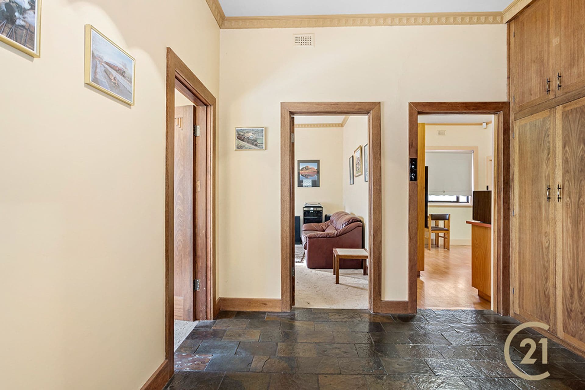 8 Bedford Street, Largs Bay, SA, 5016, Largs Bay - Thumbnail 2