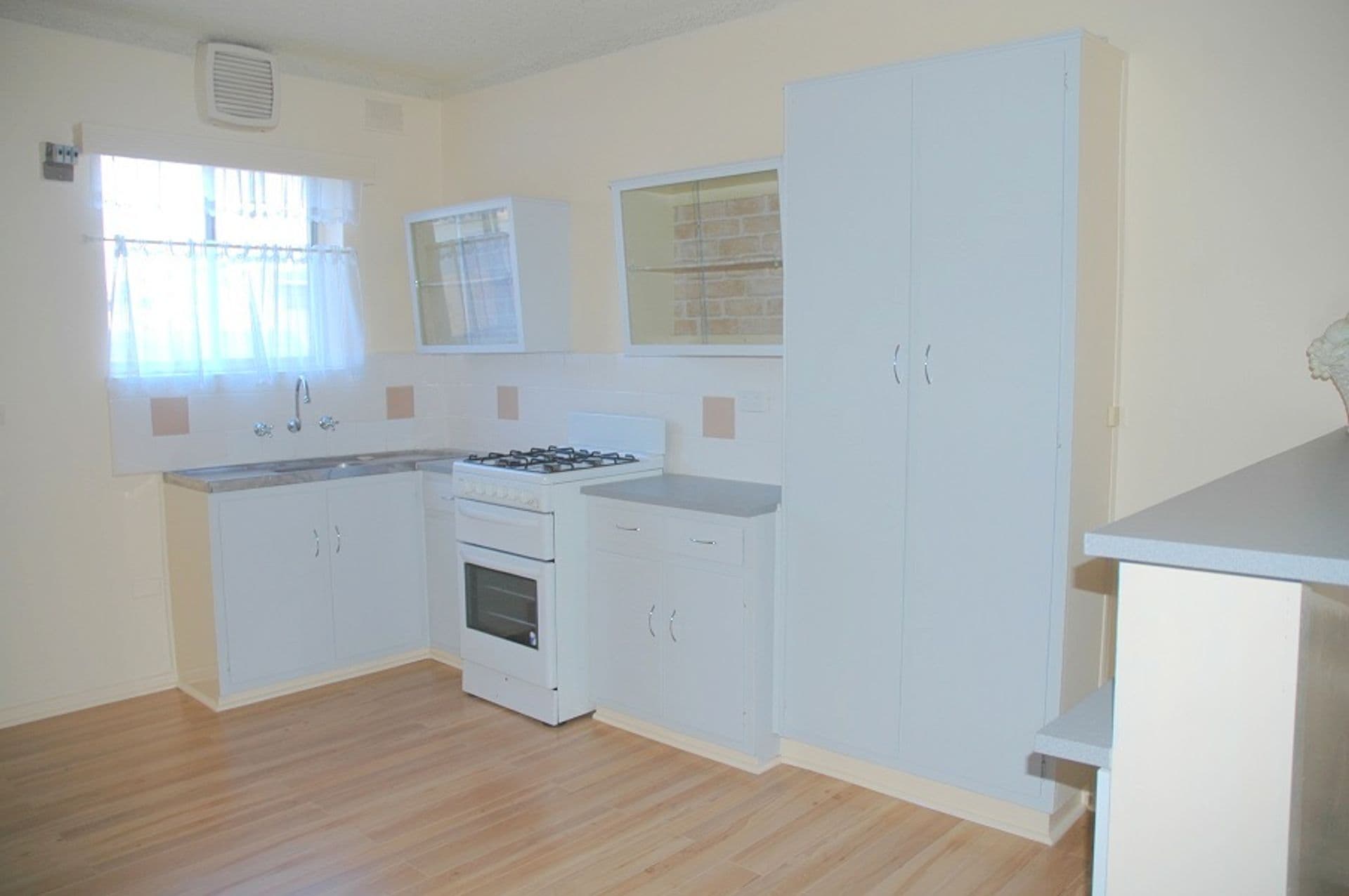 8/30 Semaphore Road, Semaphore, SA, 5019, Semaphore - Thumbnail 2