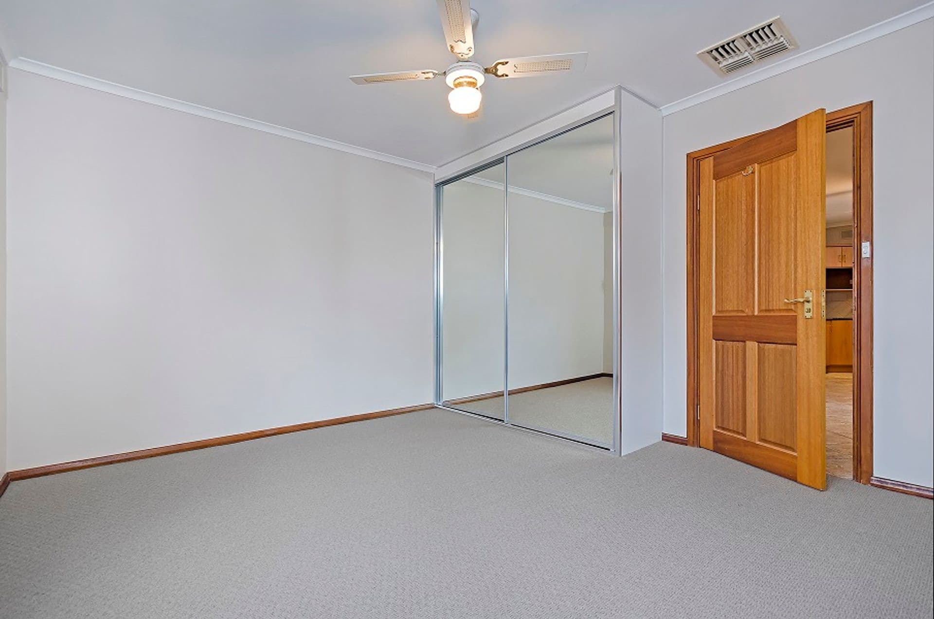 26 Sutherland Avenue, Semaphore Park, SA, 5019, Semaphore Park - Thumbnail 7