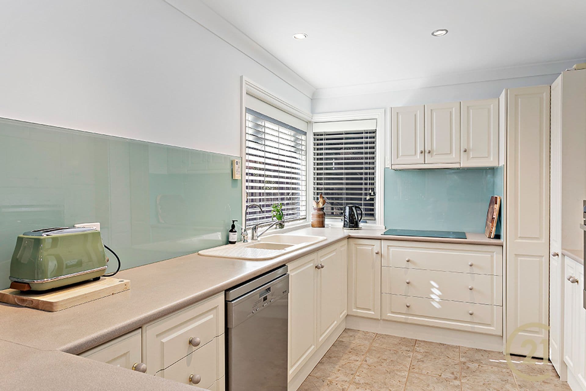 1 Hampton Court, Dover Gardens, SA, 5048, Dover Gardens - Thumbnail 6