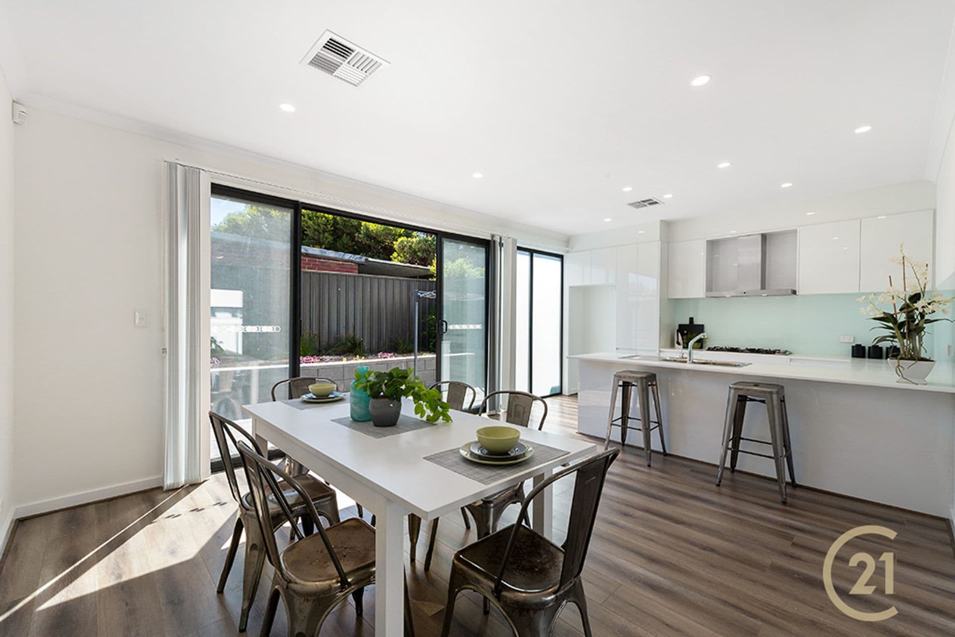 11/319 Military Road, Semaphore Park - Thumbnail 3