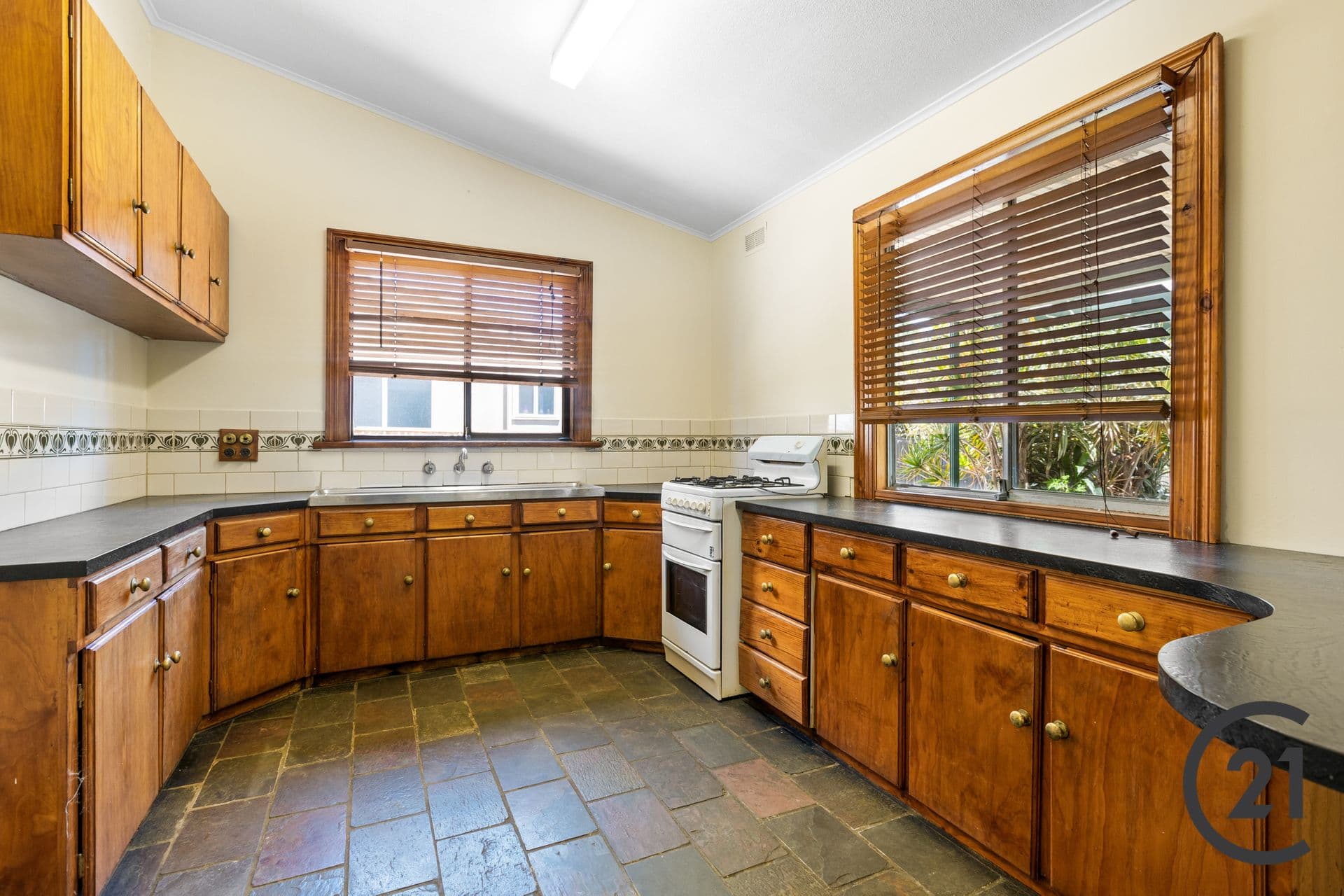 15 Martin Street, Birkenhead, SA, 5015, Birkenhead - Thumbnail 3