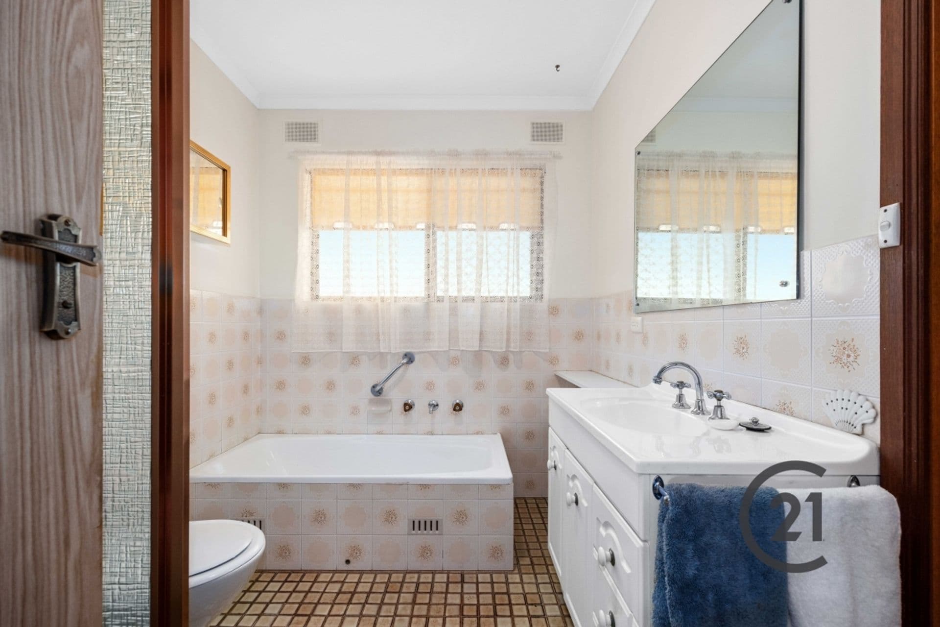 2/17 Caulfield Drive, North Haven, SA, 5018, North Haven - Thumbnail 3