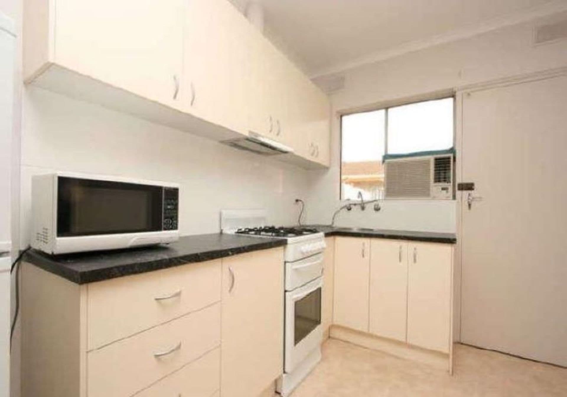 3/11 Whitney Street, Cheltenham, SA, 5014, Cheltenham - Thumbnail 2