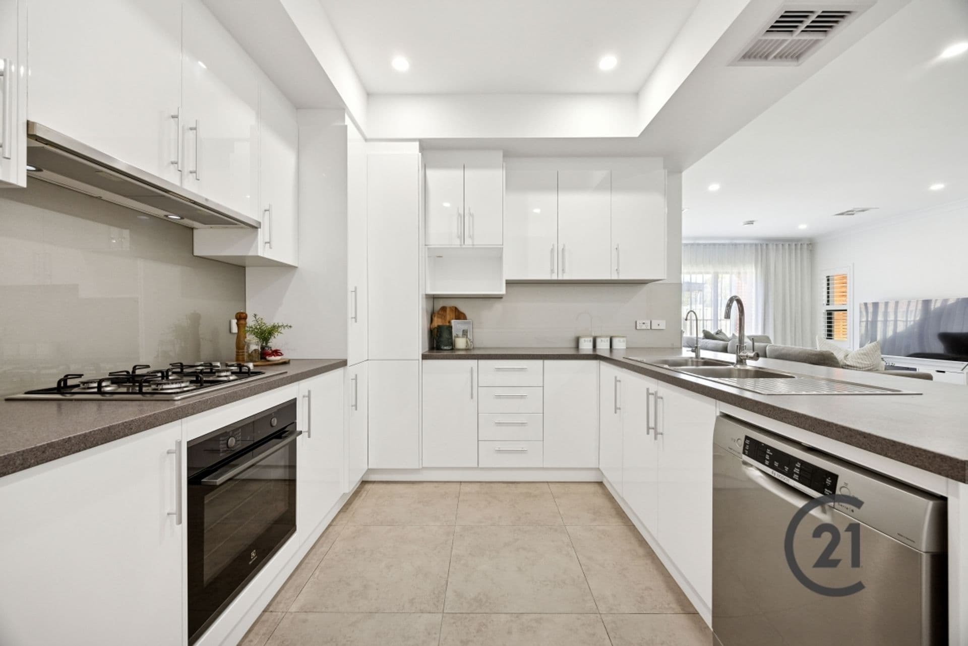 1A Selkirk Avenue, Seaton, SA, 5023, Seaton - Thumbnail 4