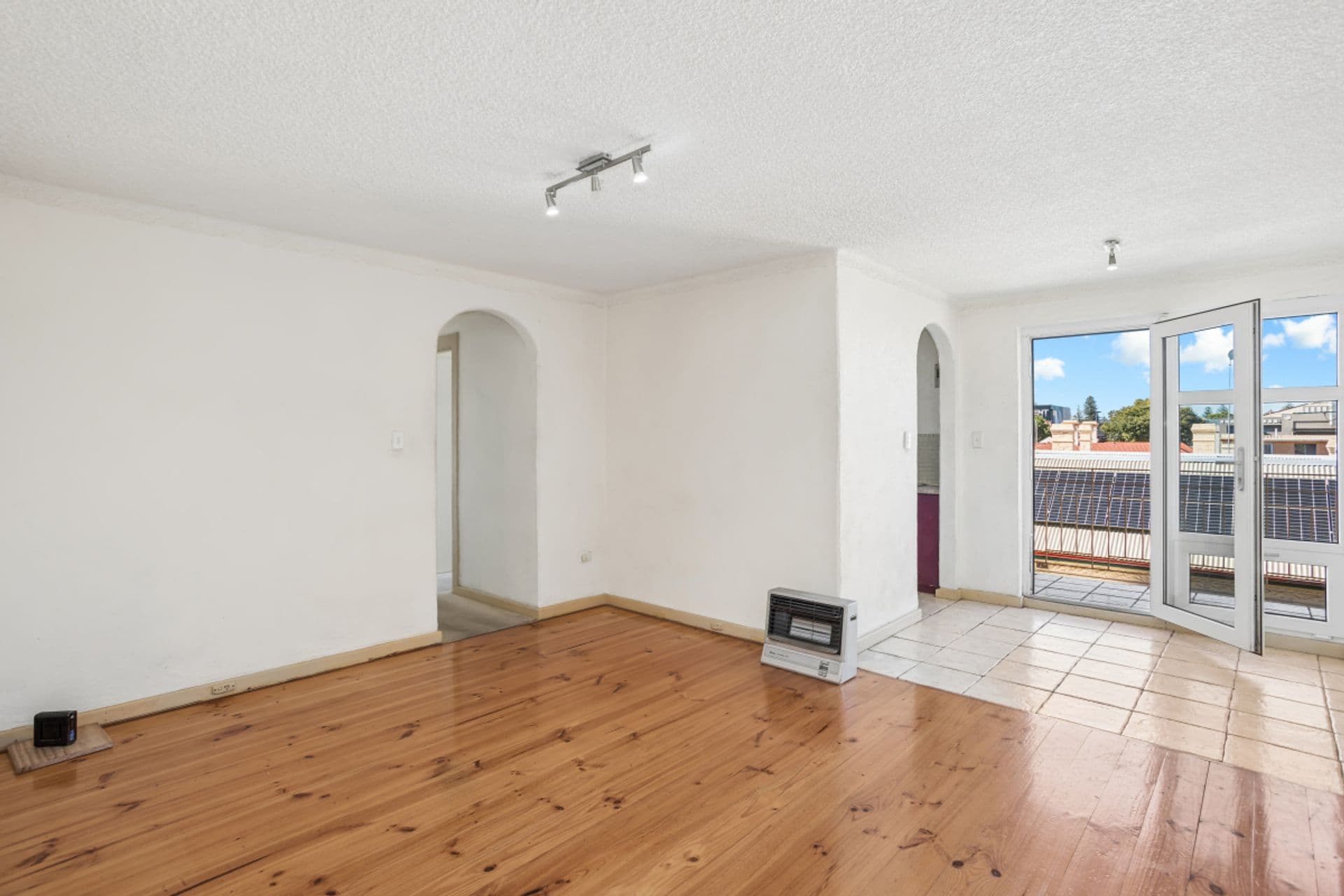 12/15 Byron Street, Glenelg, SA, 5045, Glenelg - Thumbnail 2