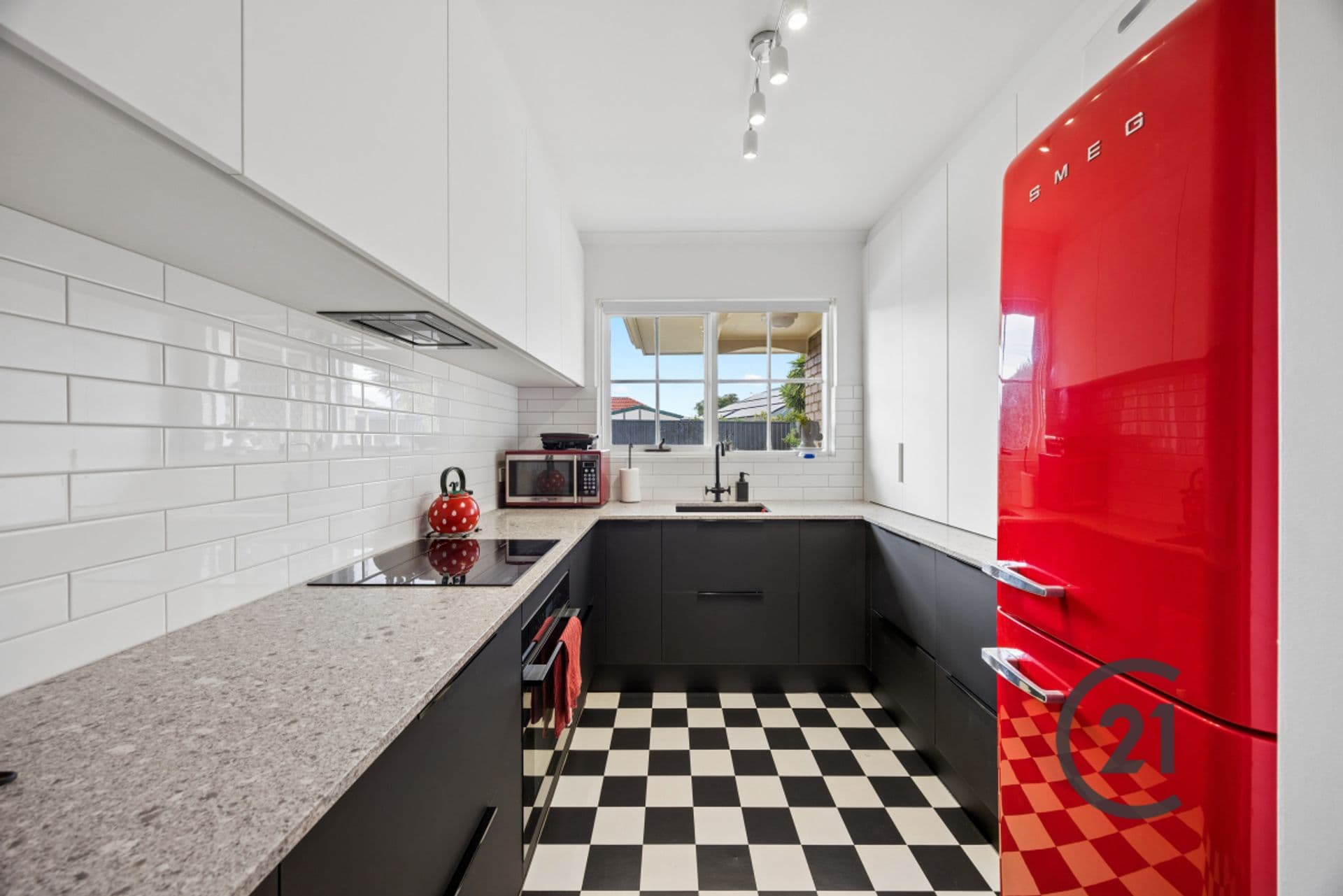 2/15 Albert Street, Glenelg, SA, 5045, Glenelg - Thumbnail 4