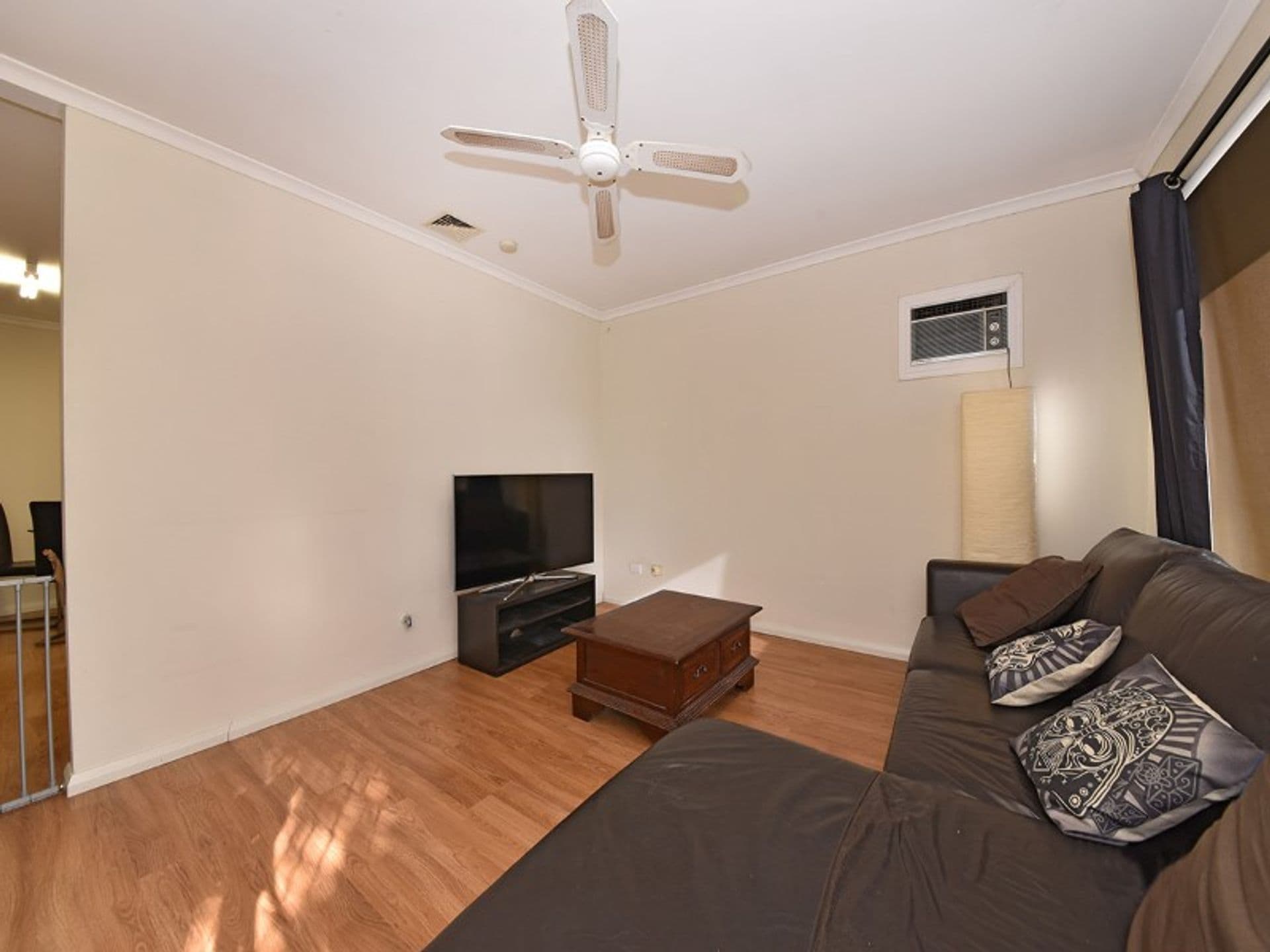 39 Porongurup Drive, Clarkson, WA, 6030, Clarkson - Thumbnail 2