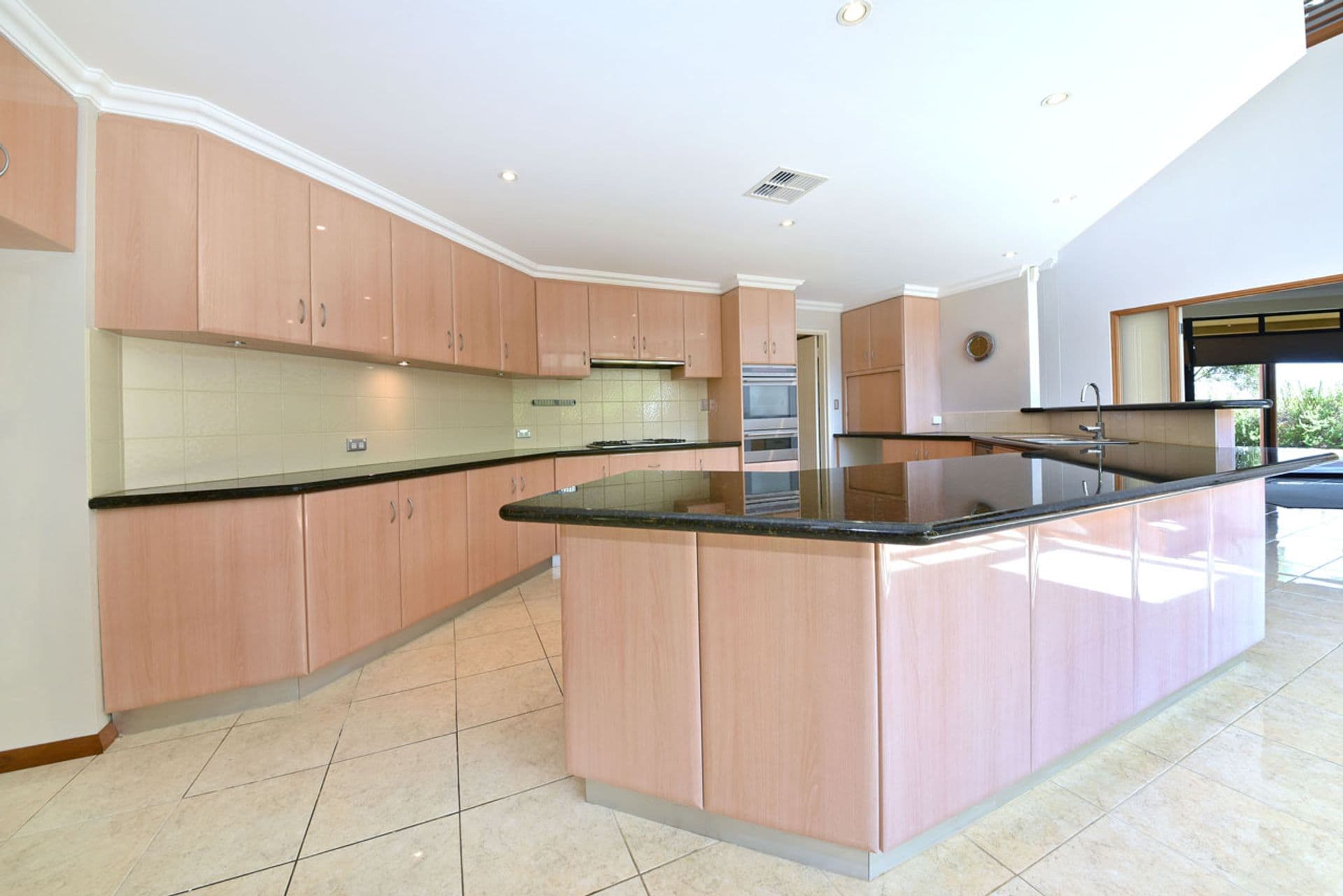 41 Lighthouse Parade, Mindarie, WA, 6030, Mindarie - Thumbnail 8