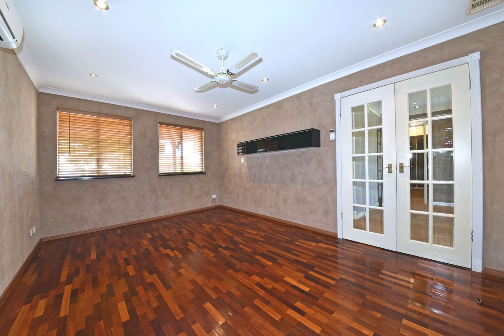 14 Dewar Mews, Clarkson, WA, 6030, Clarkson - Thumbnail 3