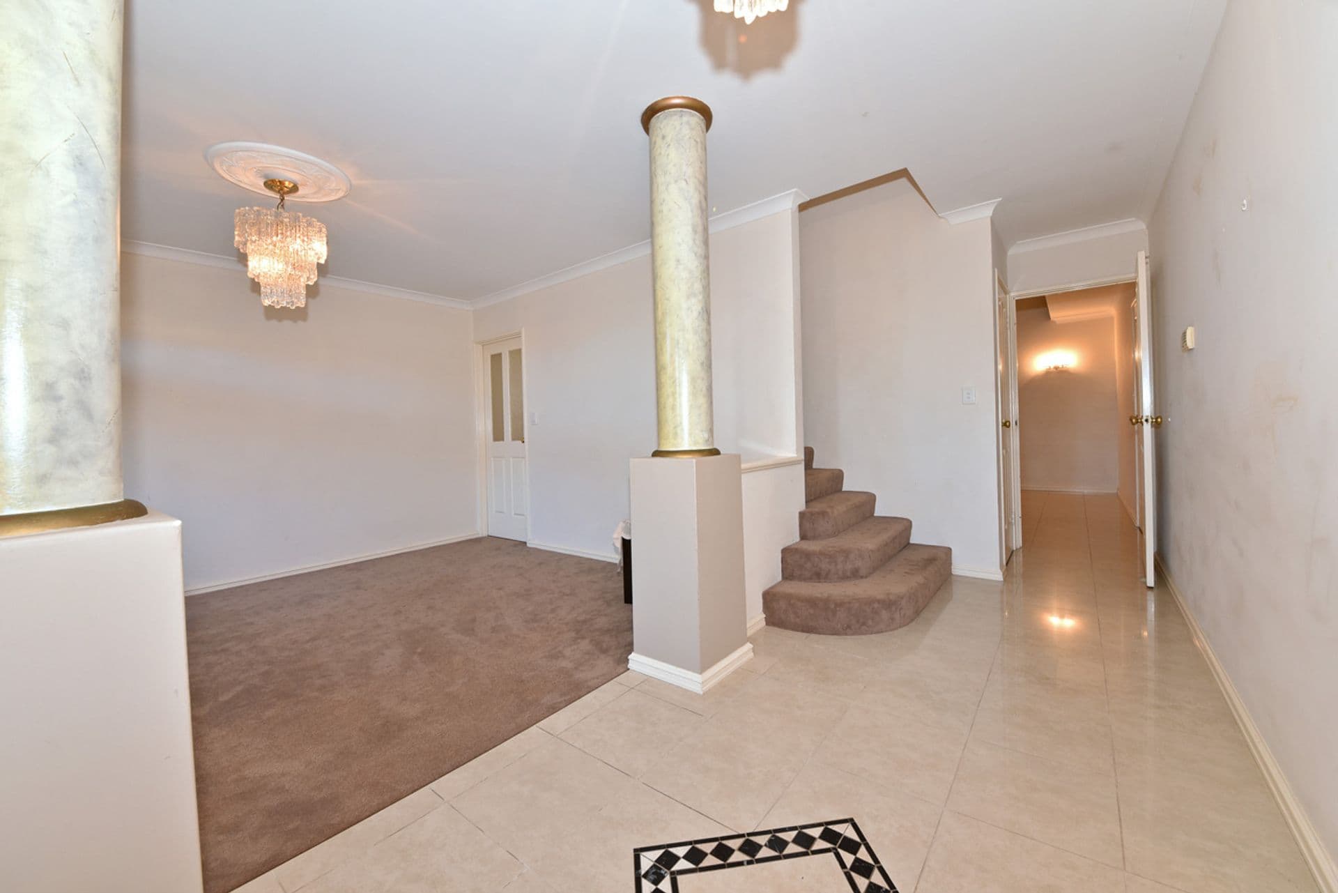 5 Selby Court, Mindarie, WA, 6030, Mindarie - Thumbnail 2