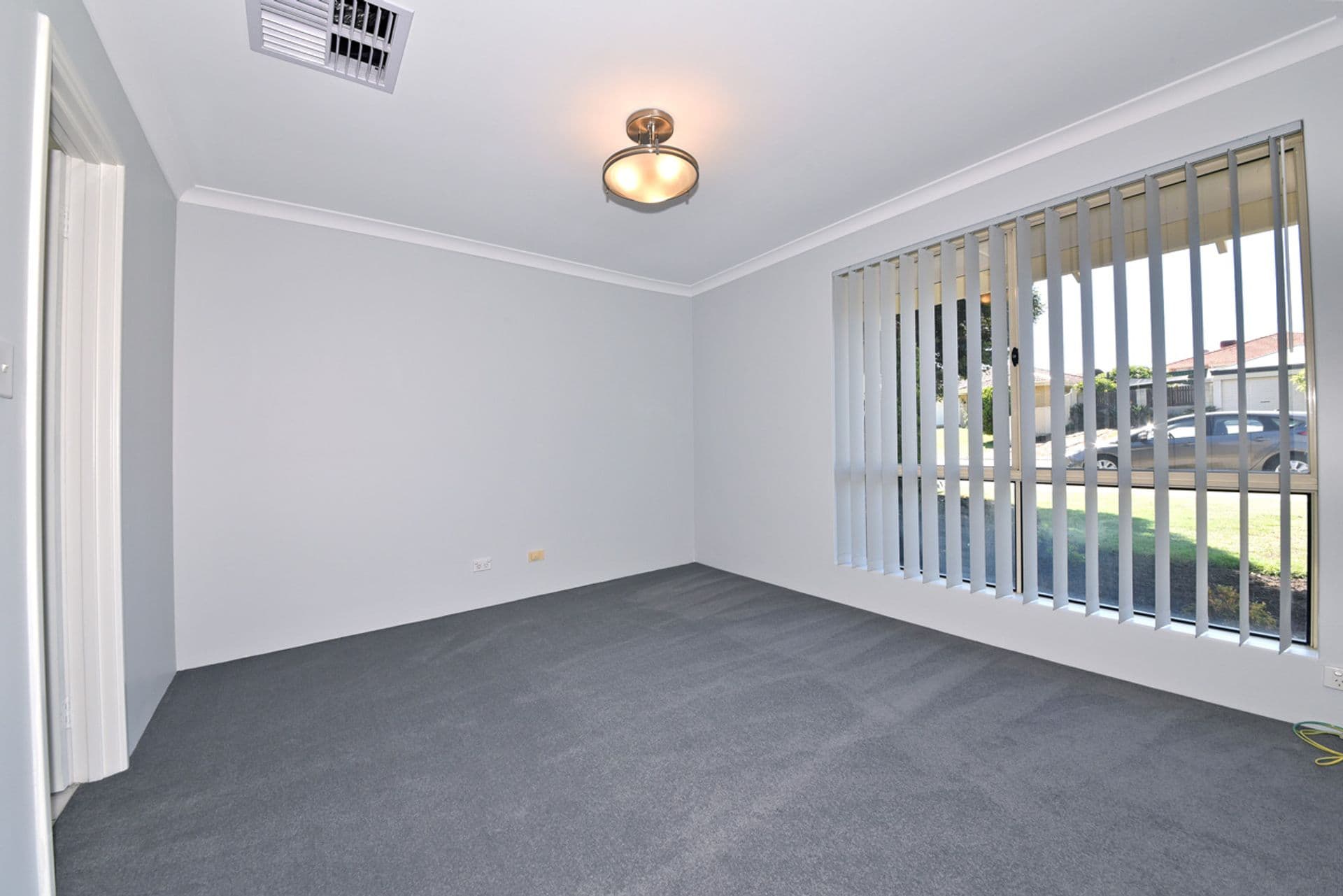 98 Walyunga Boulevard, Clarkson, WA, 6030, Clarkson - Thumbnail 5