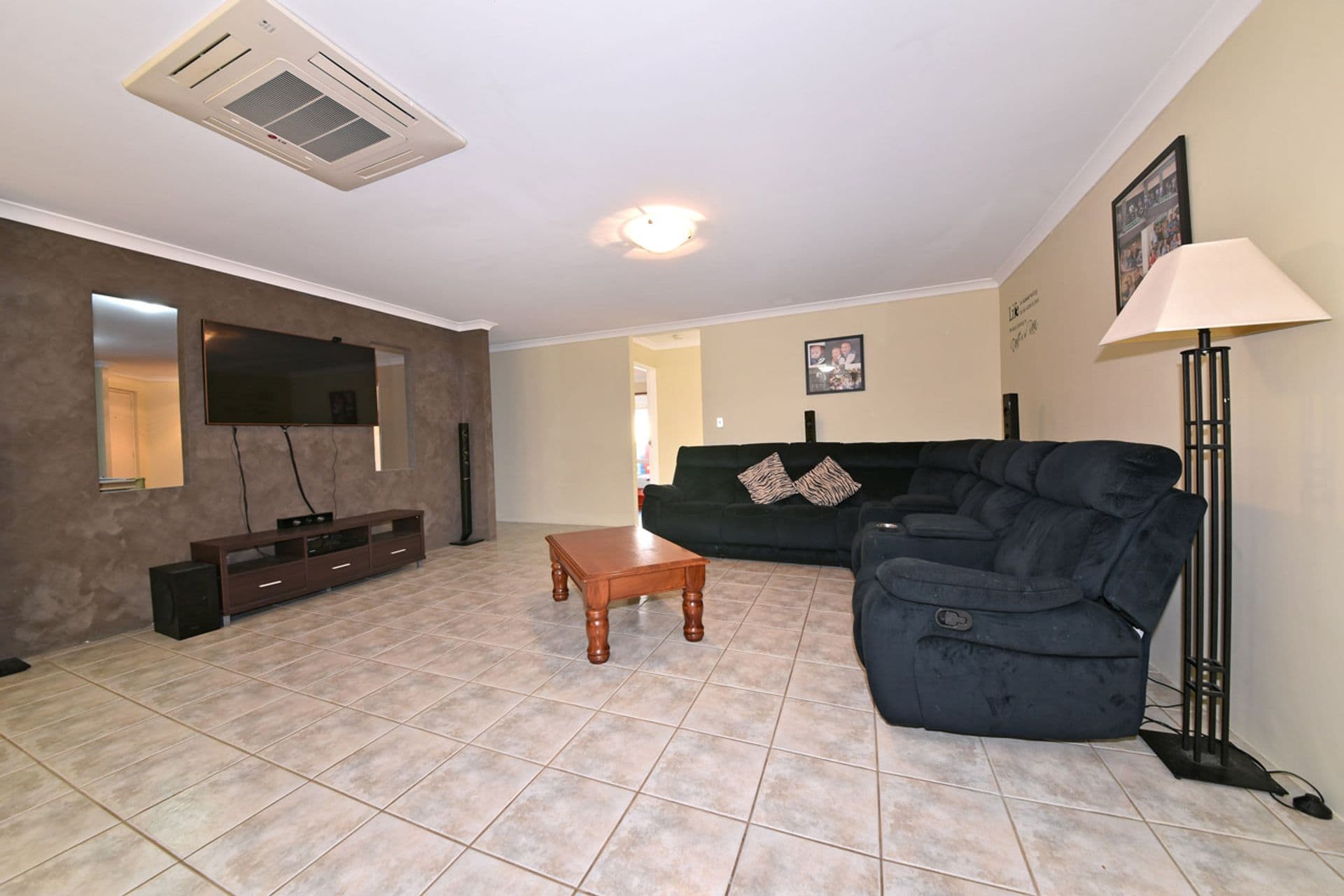 7 Maryport Way, Butler, WA, 6036, Butler - Thumbnail 5
