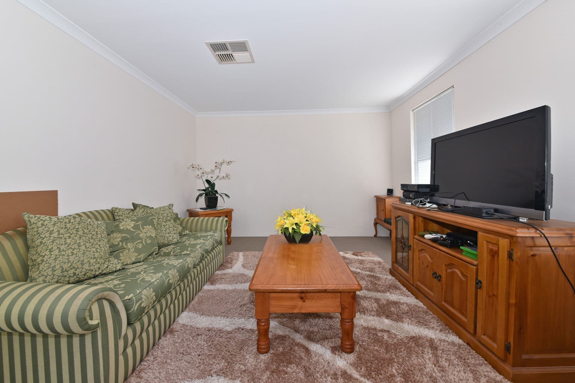 3 Lakewood Terrace, Clarkson, WA, 6030, Clarkson - Thumbnail 3