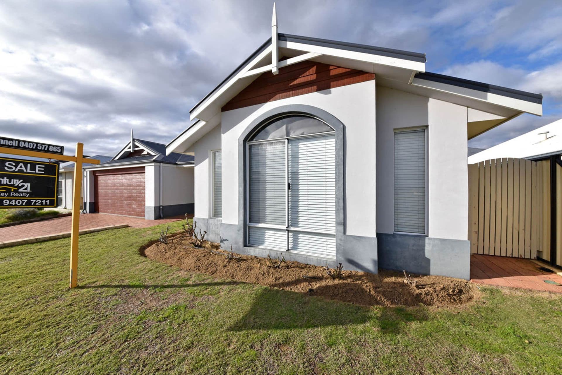 16 Fordham Avenue, Clarkson, WA, 6030, Clarkson - Thumbnail 2