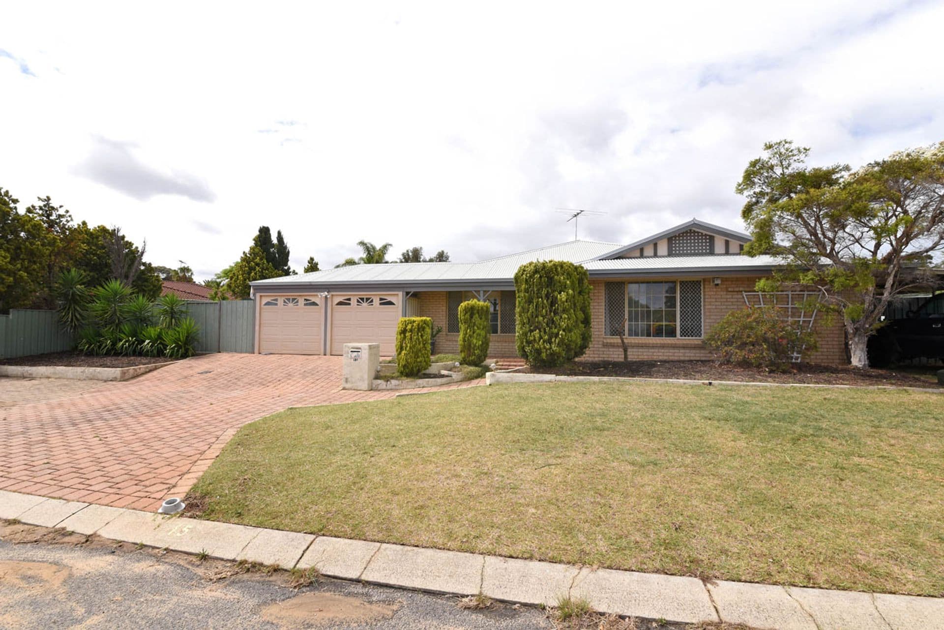 15 Serpentine Gardens, Clarkson, WA, 6030, Clarkson - Image 1