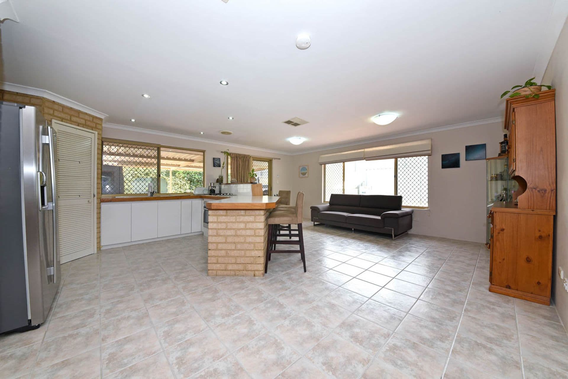 15 Serpentine Gardens, Clarkson, WA, 6030, Clarkson - Thumbnail 7
