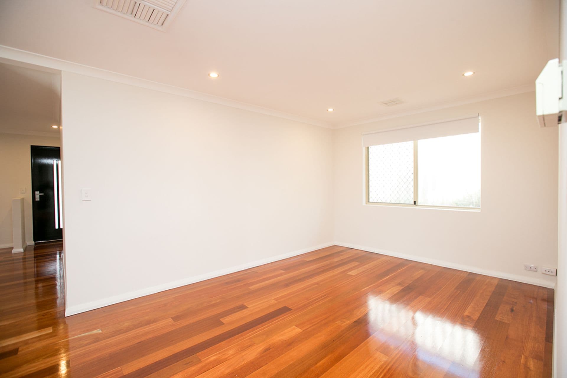 18 Tenby Close, Merriwa, WA, 6030, Merriwa - Thumbnail 8
