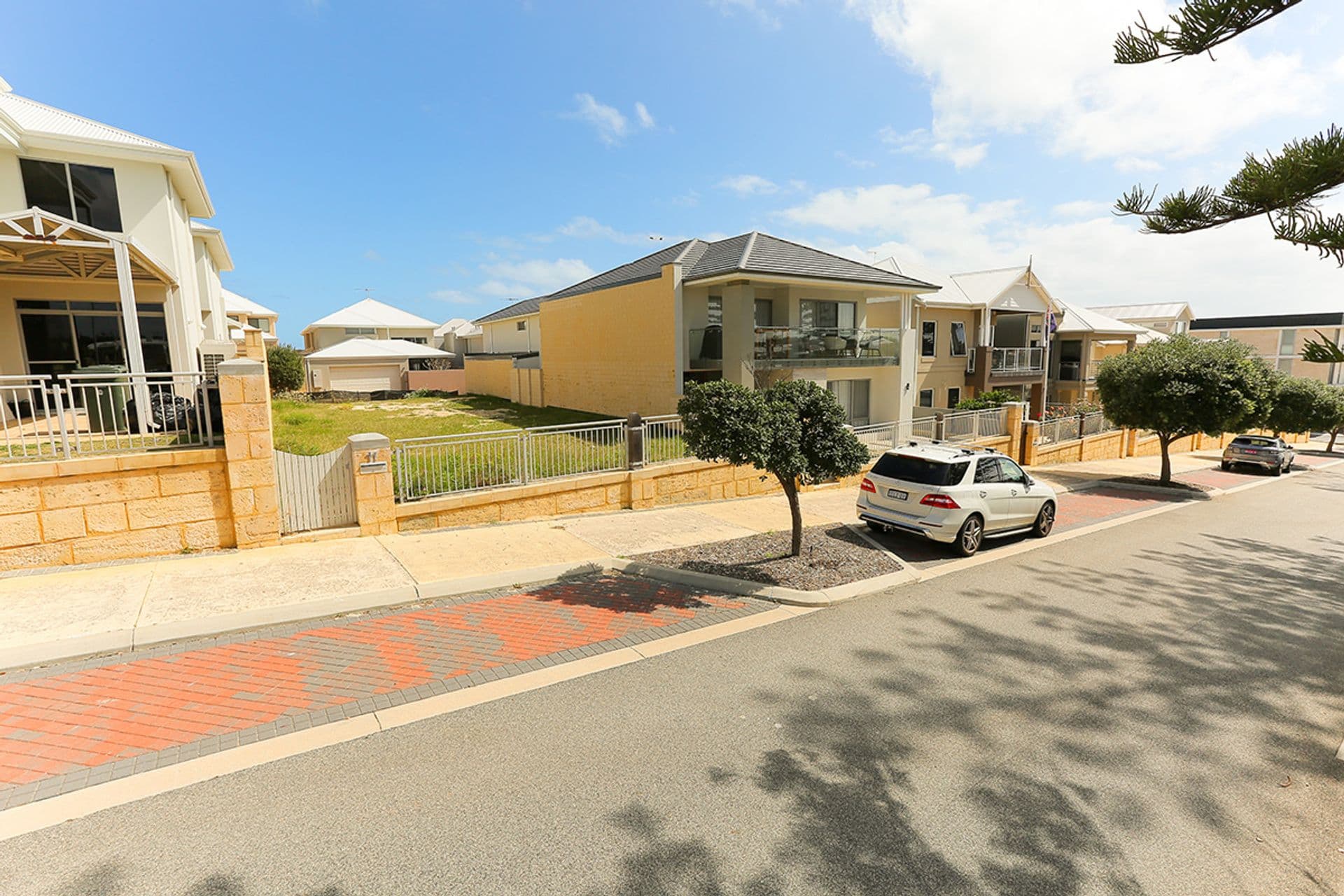11 Salford Promenade, Mindarie, WA, 6030, Mindarie - Thumbnail 3