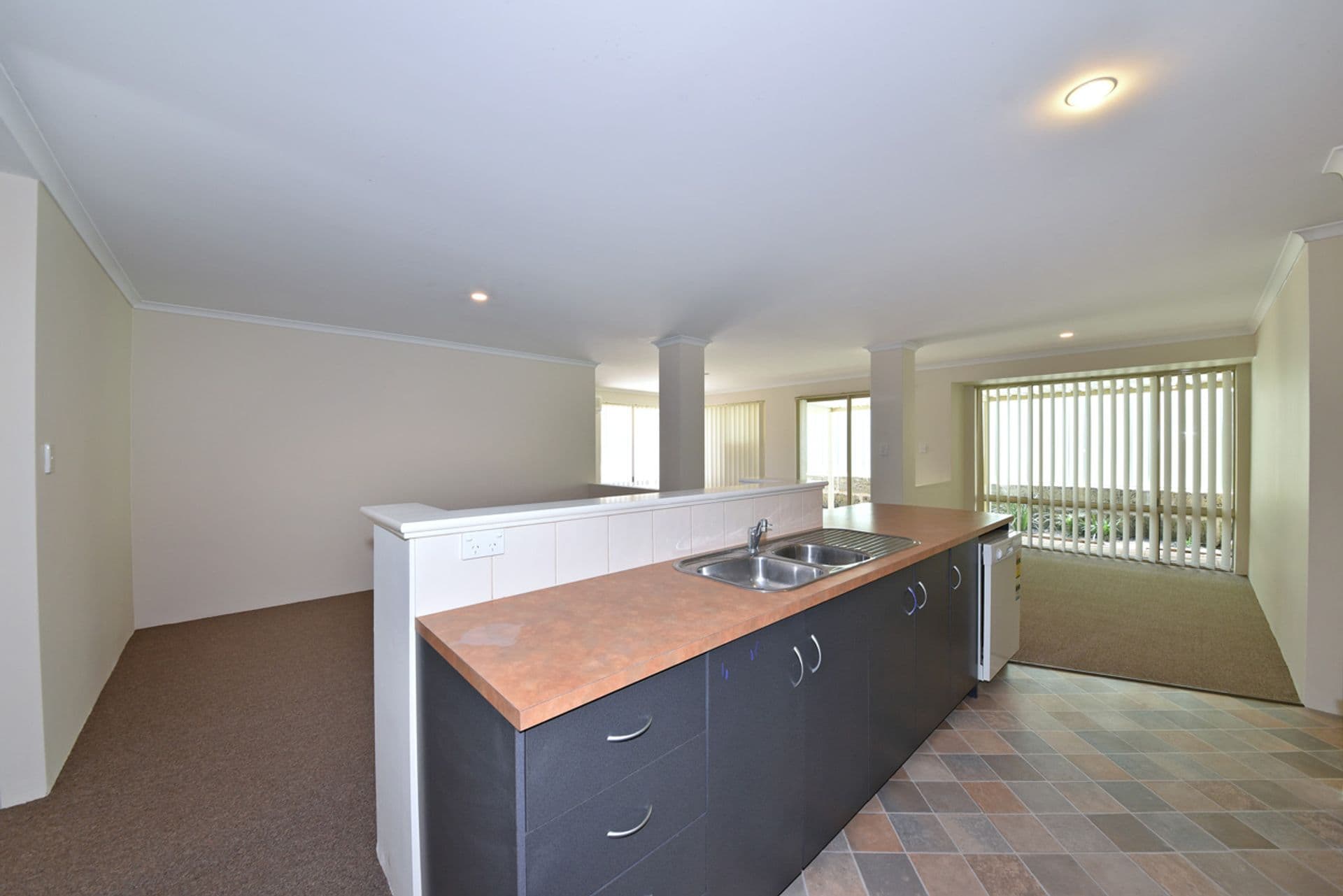 22 Grand Paradiso Parade, Merriwa, WA, 6030, Merriwa - Thumbnail 7