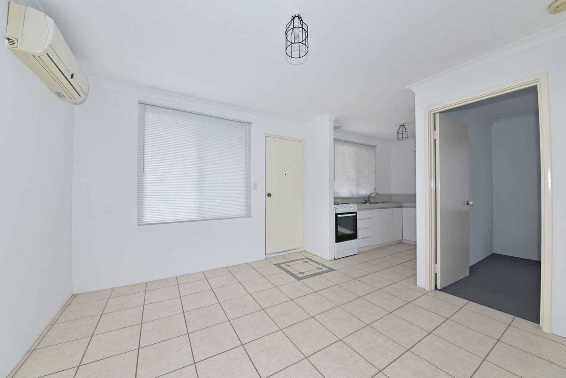 Unit 1, Ocean Keys Commercial Centre, 1868 Marmion Avenue, Clarkson, WA, 6030, Clarkson - Thumbnail 4