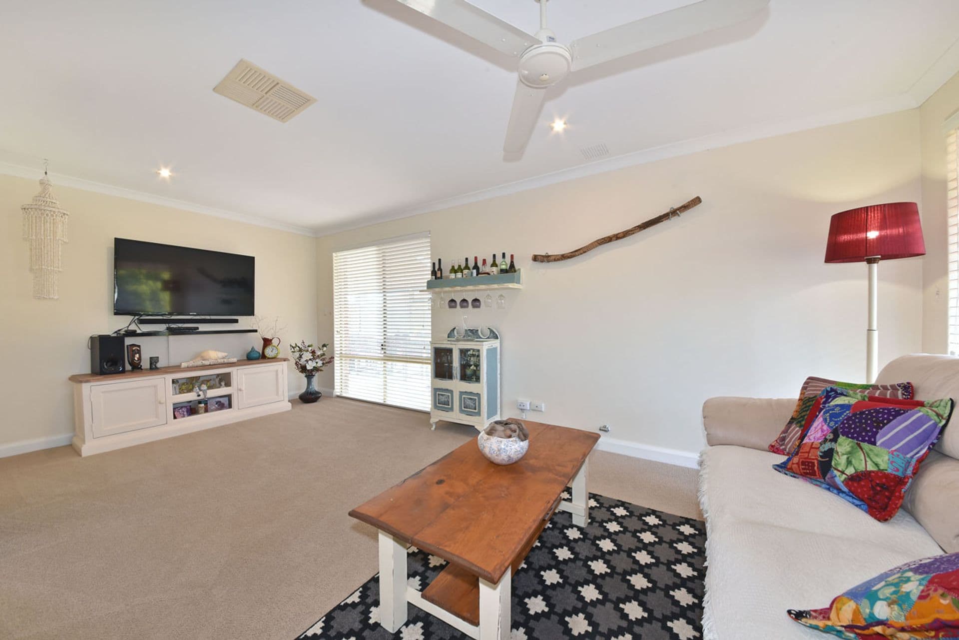 9 Pirianda Close, Clarkson, WA, 6030, Clarkson - Thumbnail 5