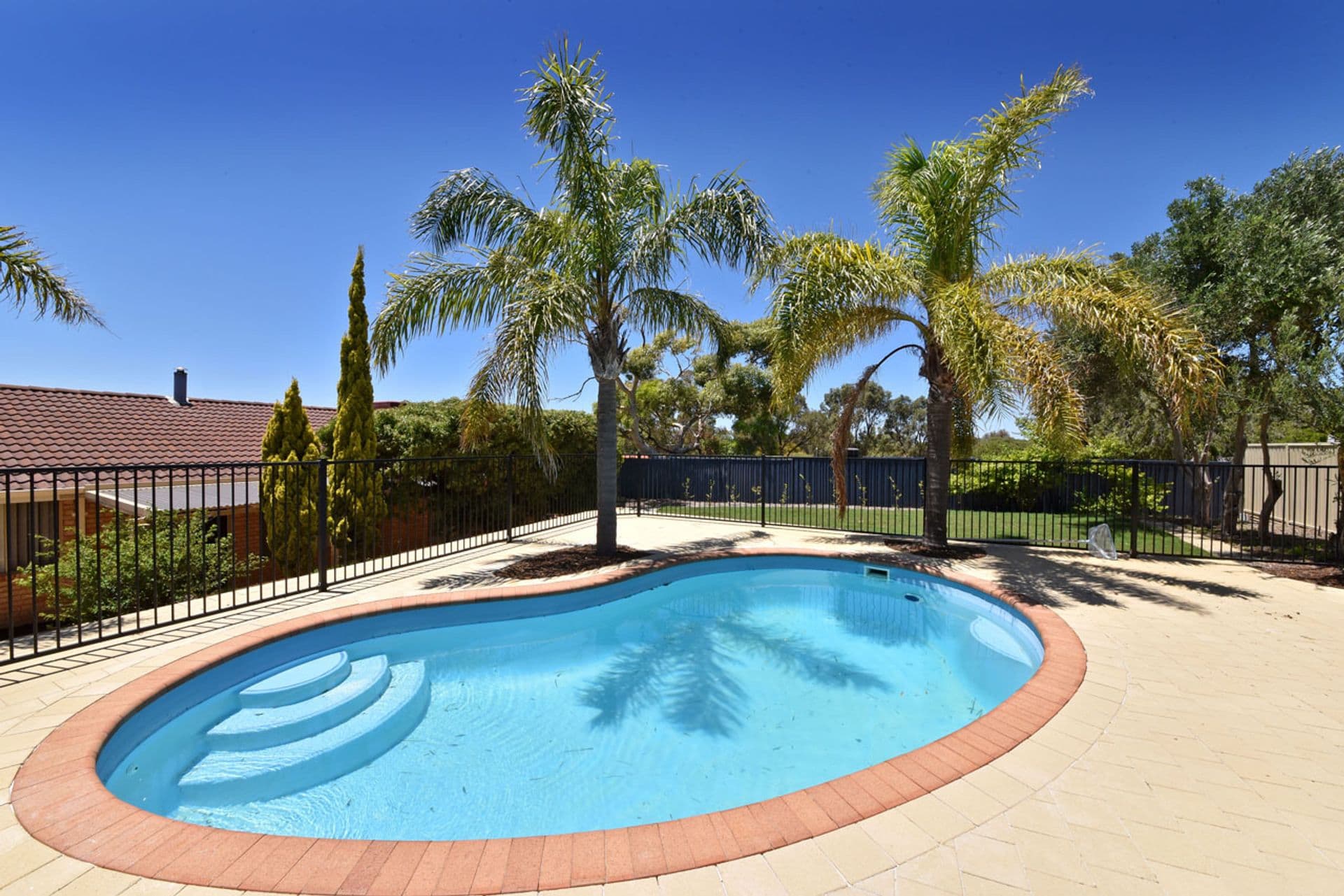 26 Pacific Way, Beldon, WA, 6027, Beldon - Thumbnail 2