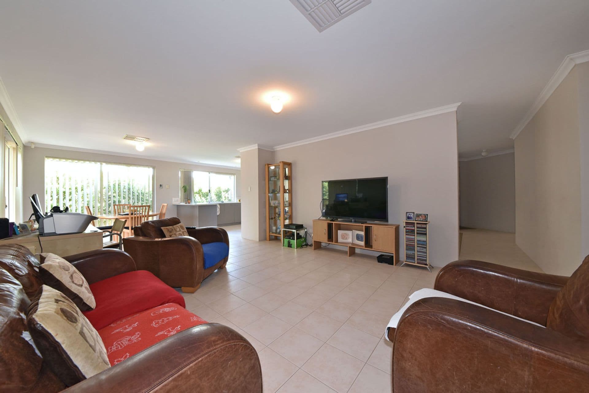 88 Shepperton Drive, Butler, WA, 6036, Butler - Thumbnail 8