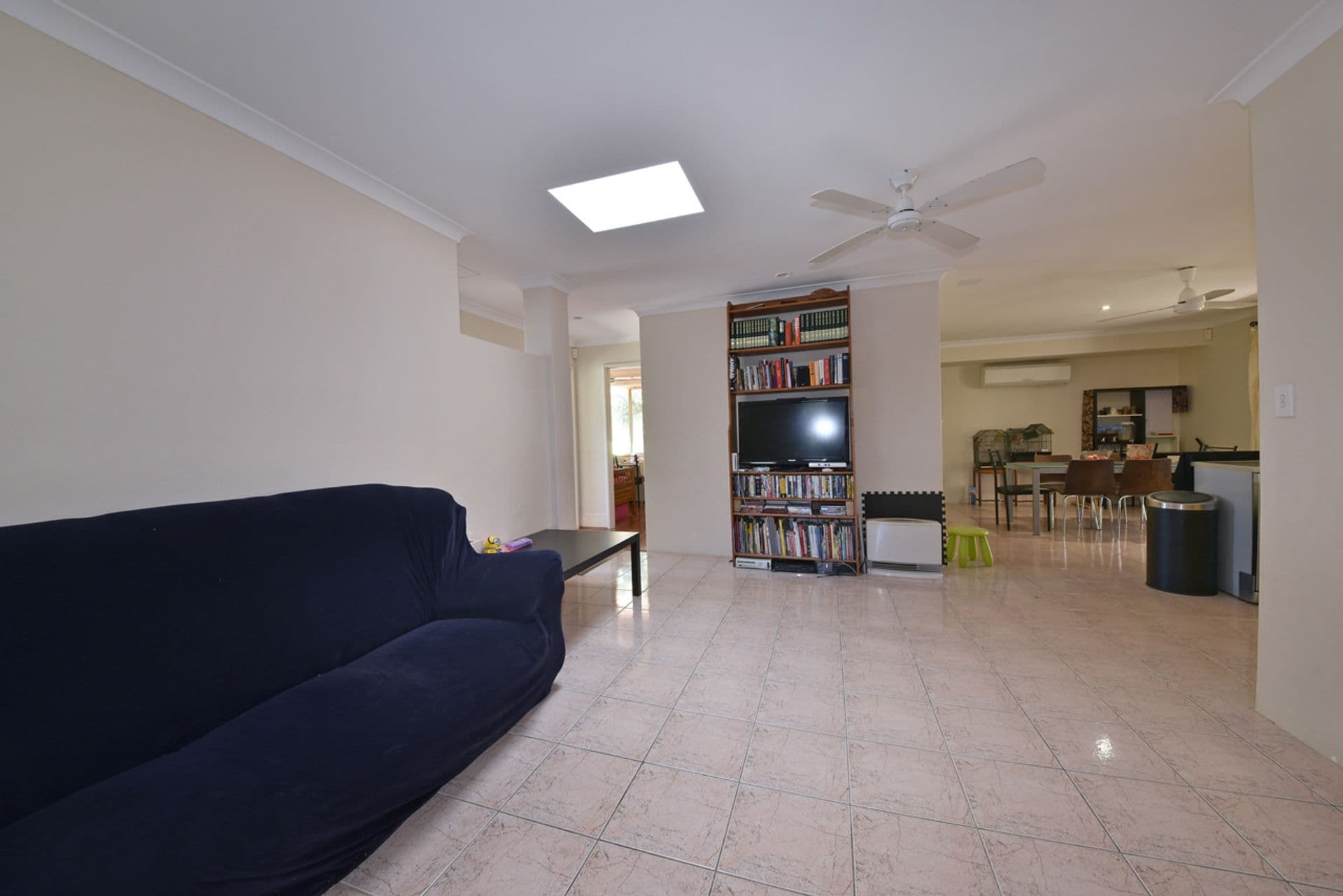 22 Greyhound Drive, Merriwa, WA, 6030, Merriwa - Thumbnail 4
