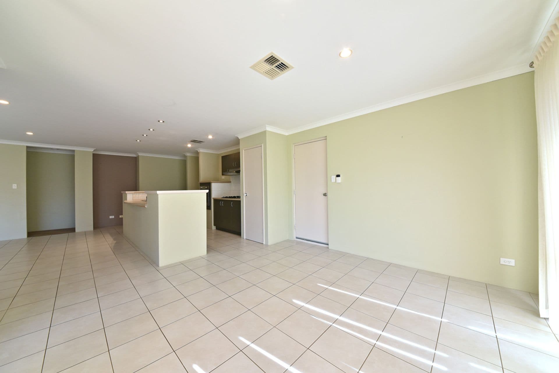 23 Masthead Close, Jindalee, WA, 6036, Jindalee - Thumbnail 8