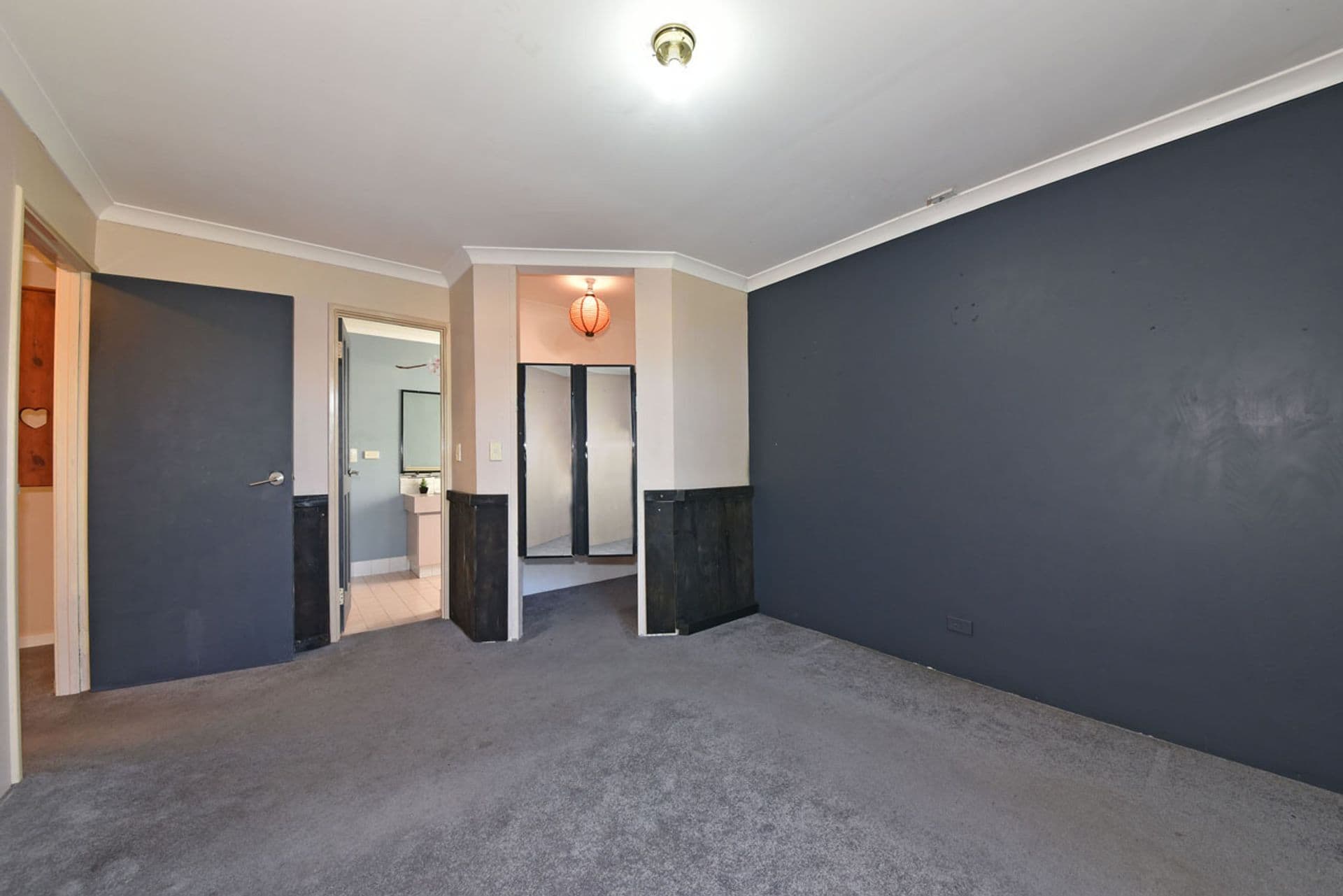 98 Birdwood Drive, Blue Haven, NSW, 2262, Blue Haven - Thumbnail 5
