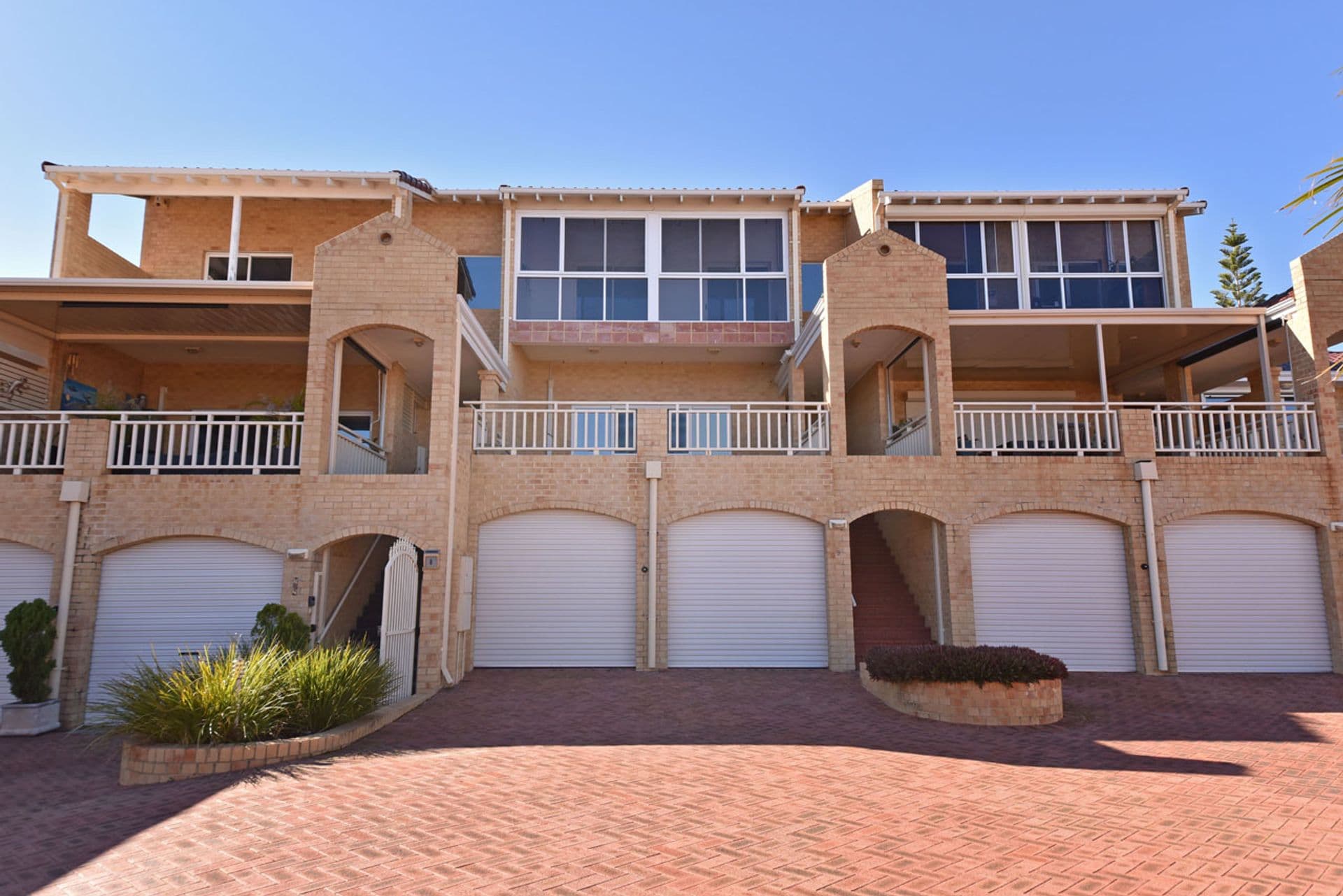 9/8 Toulon Circle, Mindarie, WA, 6030, Mindarie - Image 1