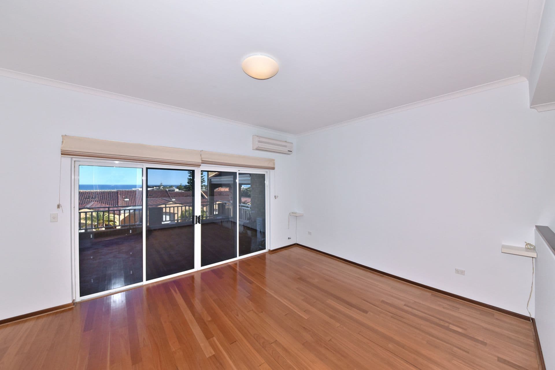 9/8 Toulon Circle, Mindarie, WA, 6030, Mindarie - Thumbnail 3