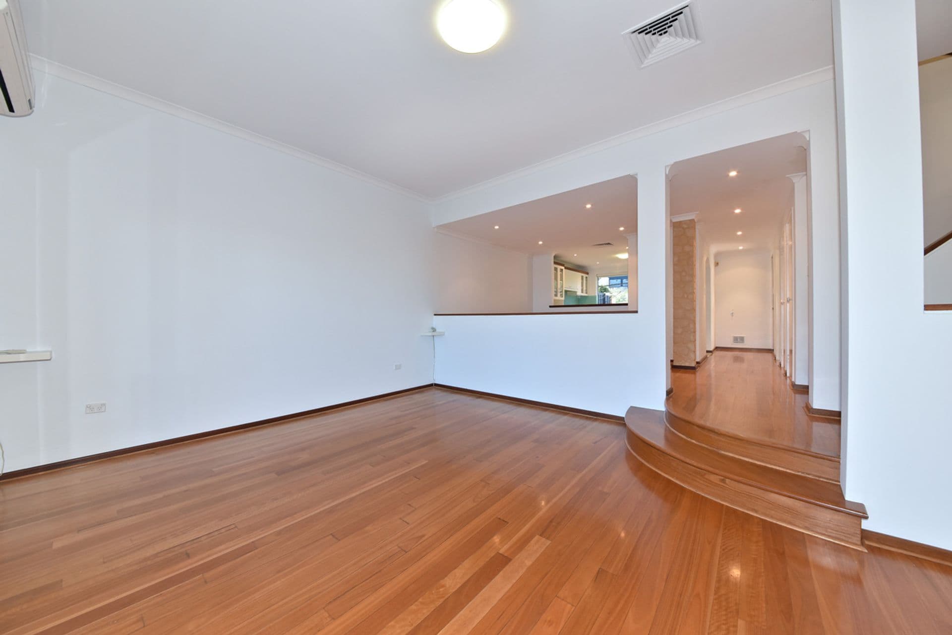 9/8 Toulon Circle, Mindarie, WA, 6030, Mindarie - Thumbnail 6